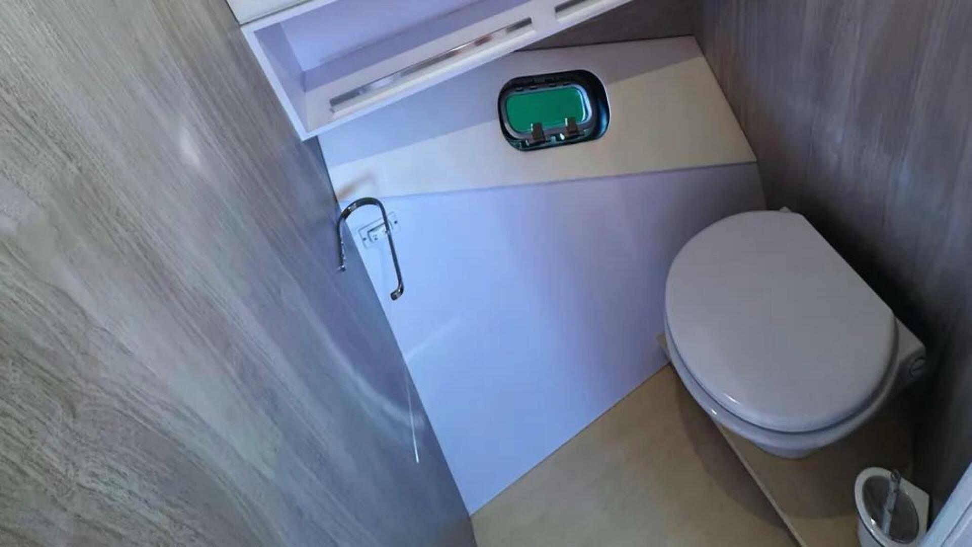 Slide: The Image of Catana OC50 2023 - 4971443