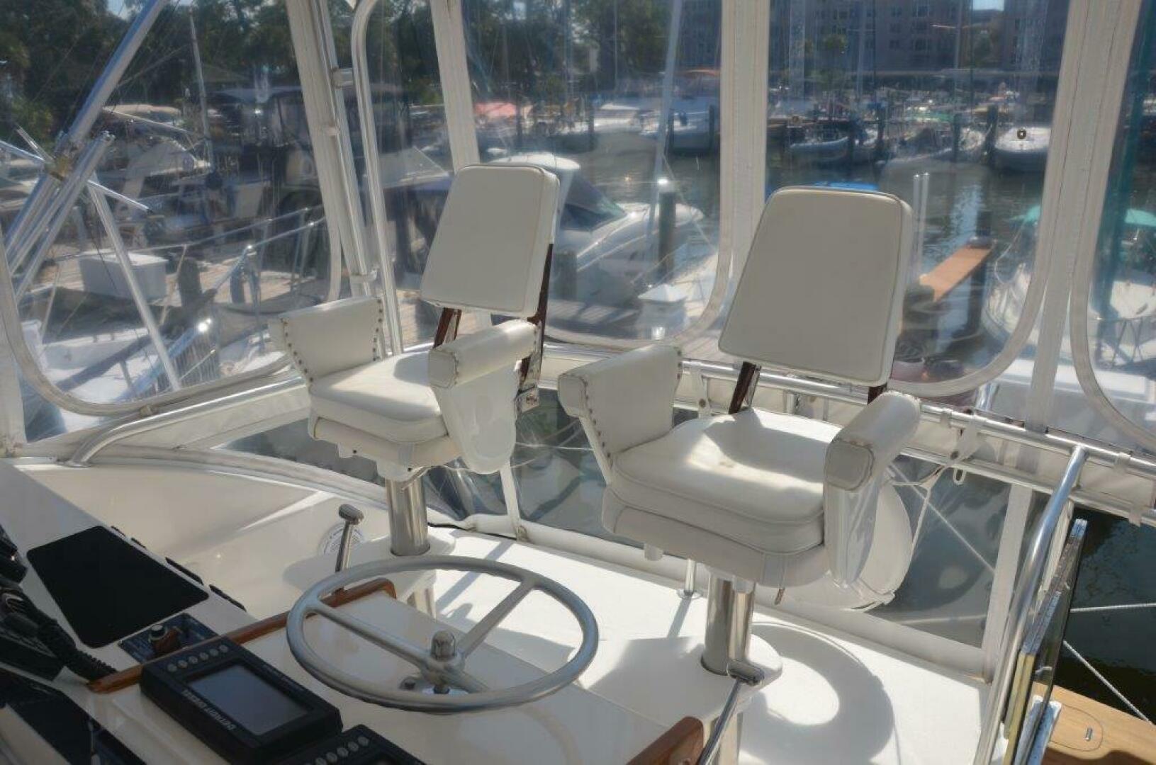 Slide: The Image of Cavileer 48 2nd Season-Helm Seating 2005 Cavileer 48 2nd Season - 4370972