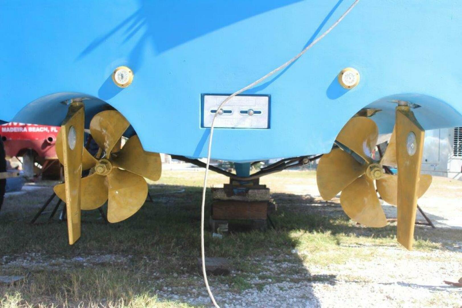 Slide: The Image of Cavileer 48 2nd Season-Props 2005 Cavileer 48 2nd Season - 4370975