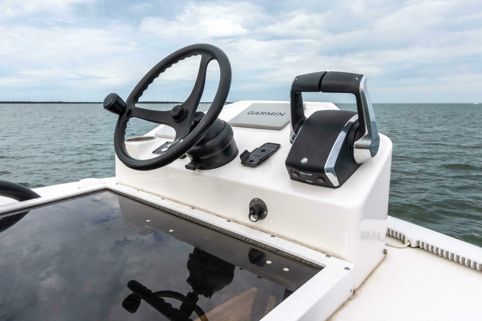 Slide: The Image of Caymas 281HB Center Console 2022 - 5004493