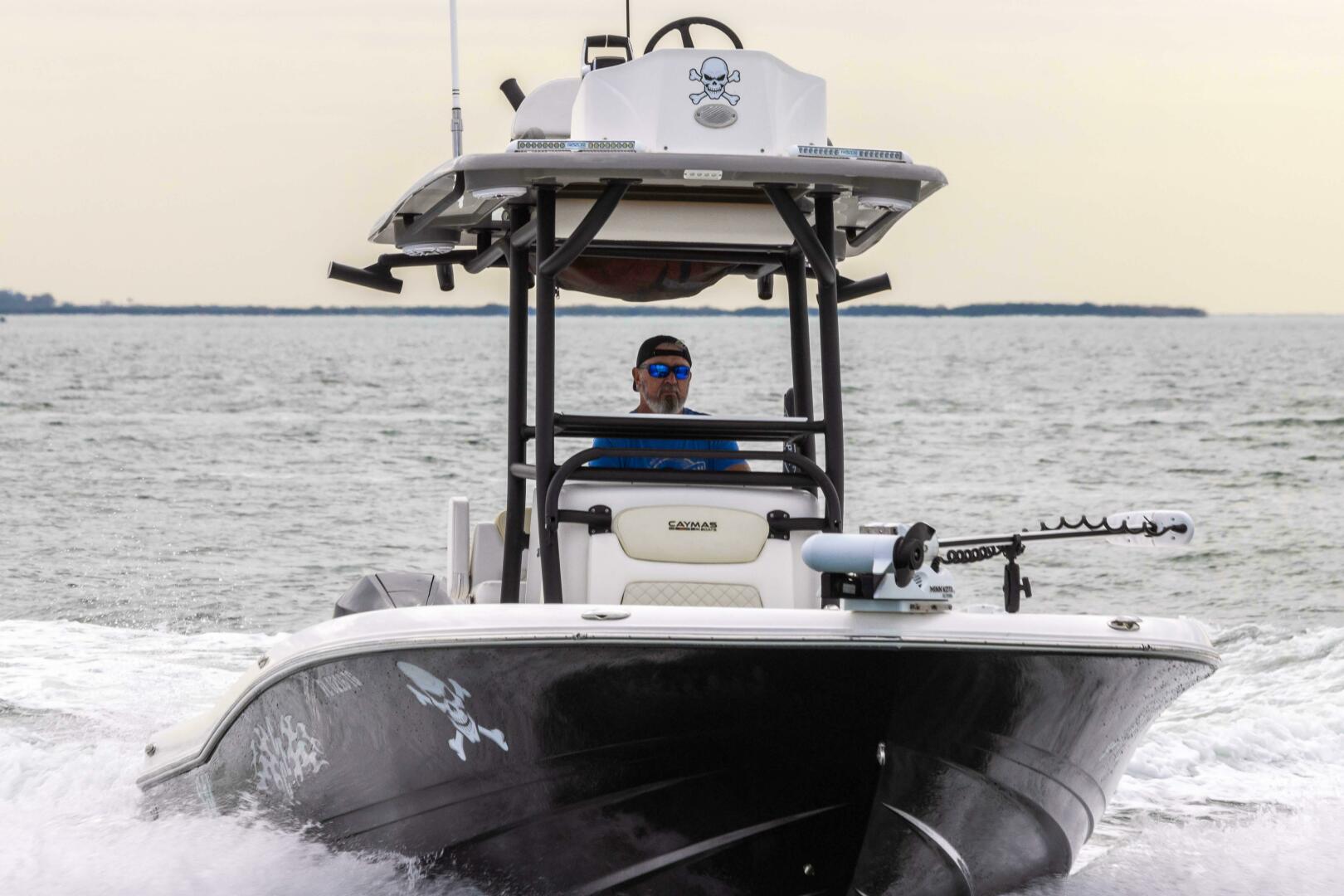 Slide: The Image of Caymas 281HB Center Console 2022 - 5004523