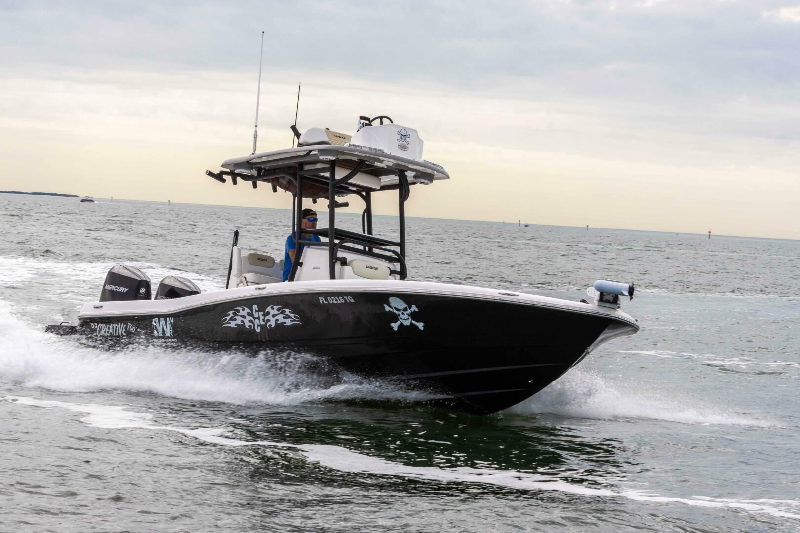 Slide: The Image of Caymas 281HB Center Console 2022 - 5004525