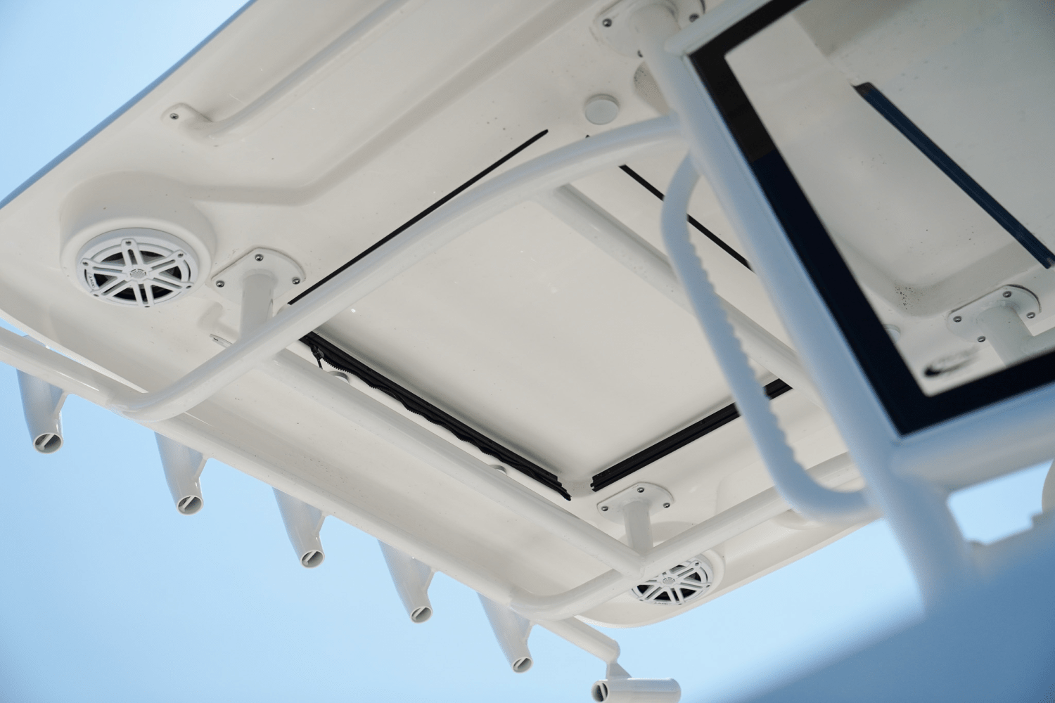 Slide: The Image of Caymas 281 HB TWIN 2025 - 11