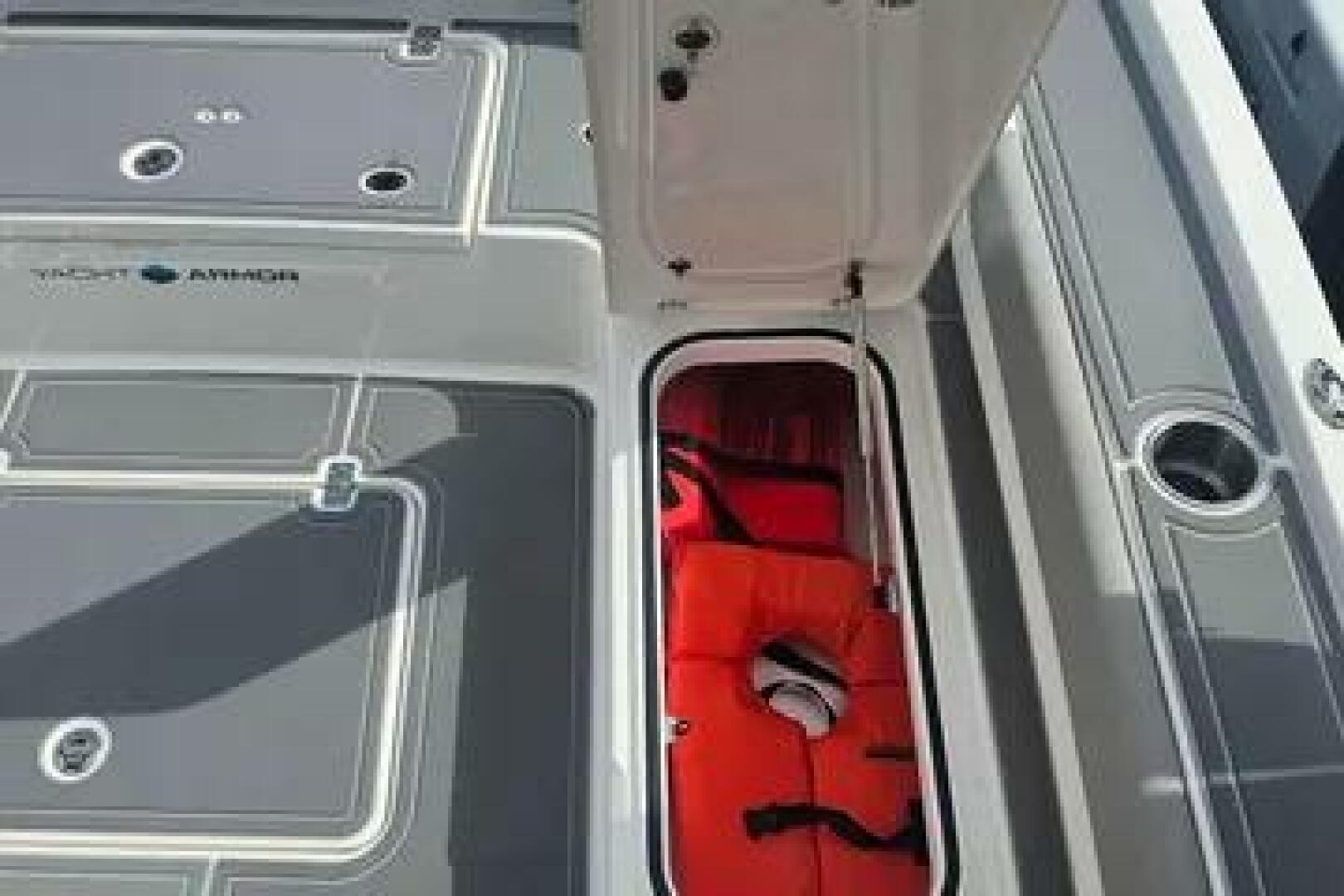 Slide: The Image of Caymas 28 HB Twin 2023 - 5442537