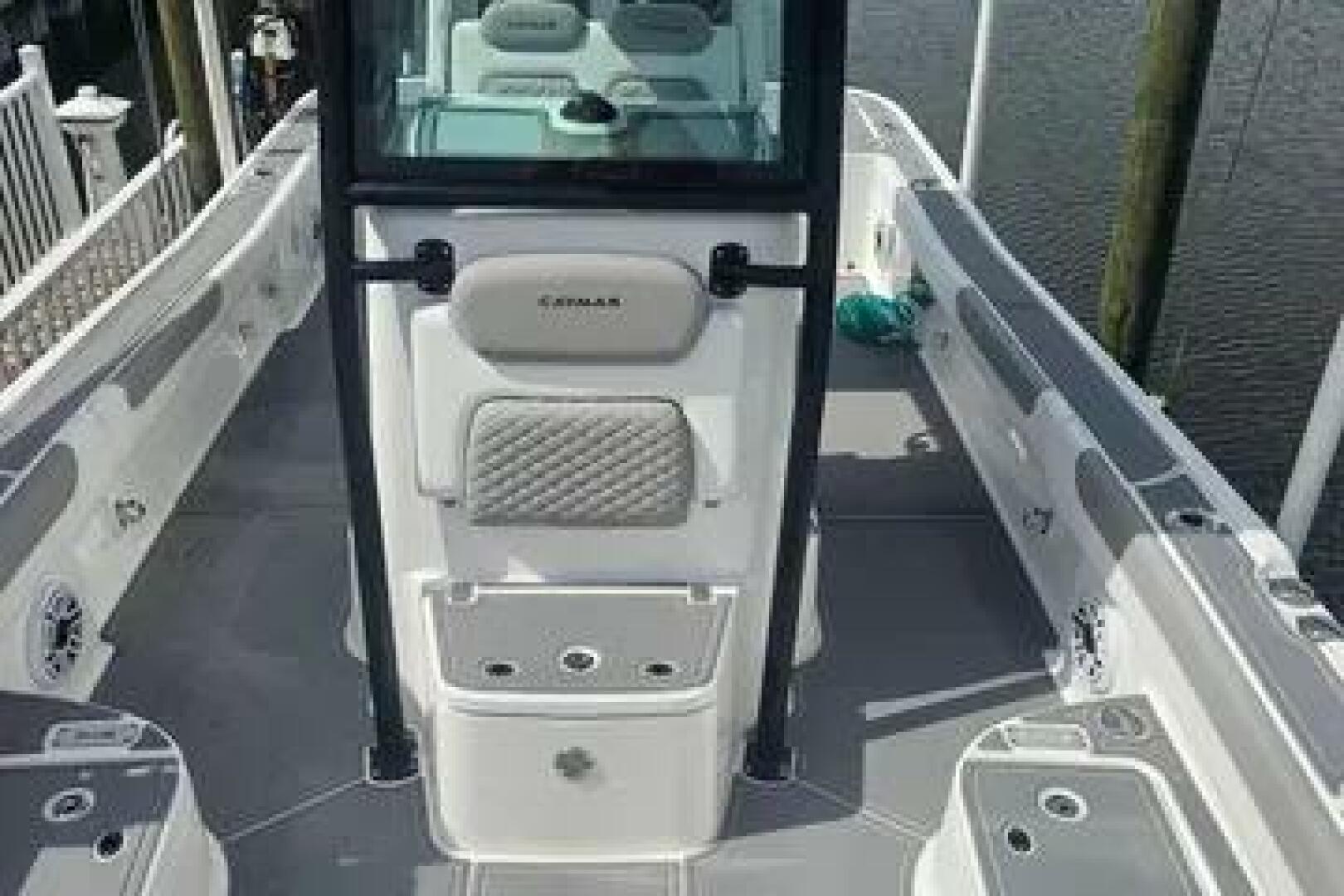 Slide: The Image of Caymas 28 HB Twin 2023 - 5442540