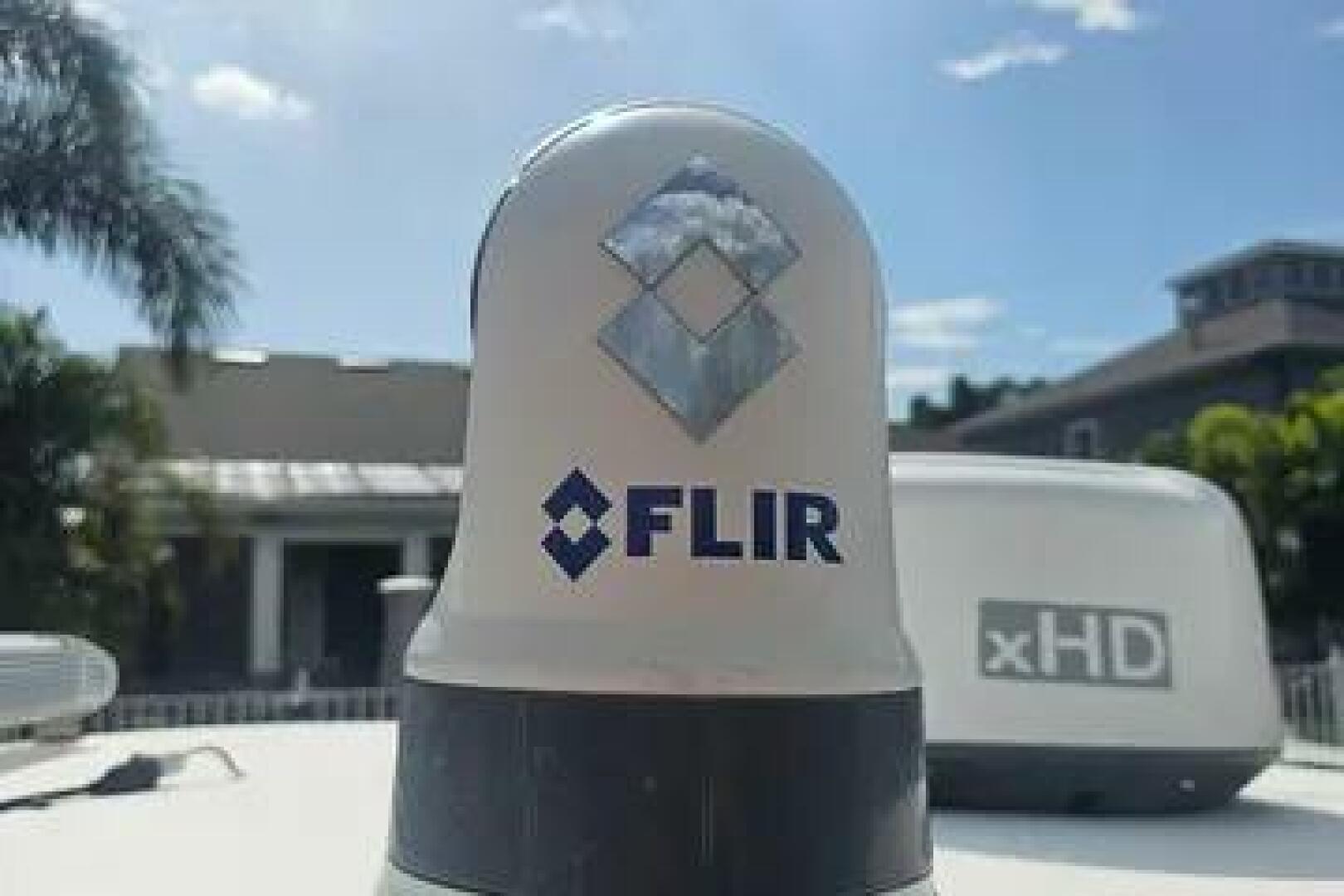 Slide: The Image of Caymas 28 HB Twin 2023 - 5442543