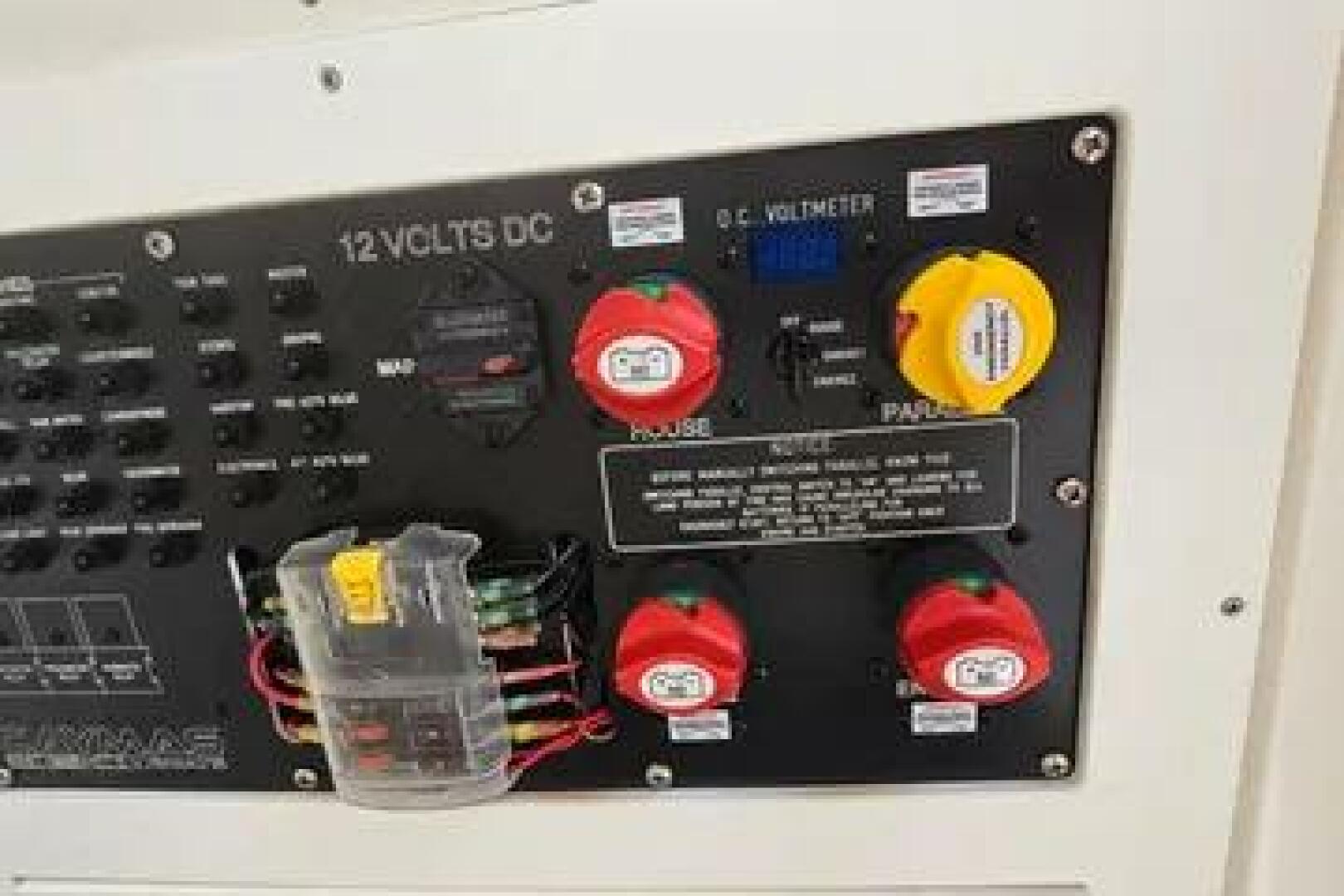 Slide: The Image of Caymas 28 HB Twin 2023 - 5442546