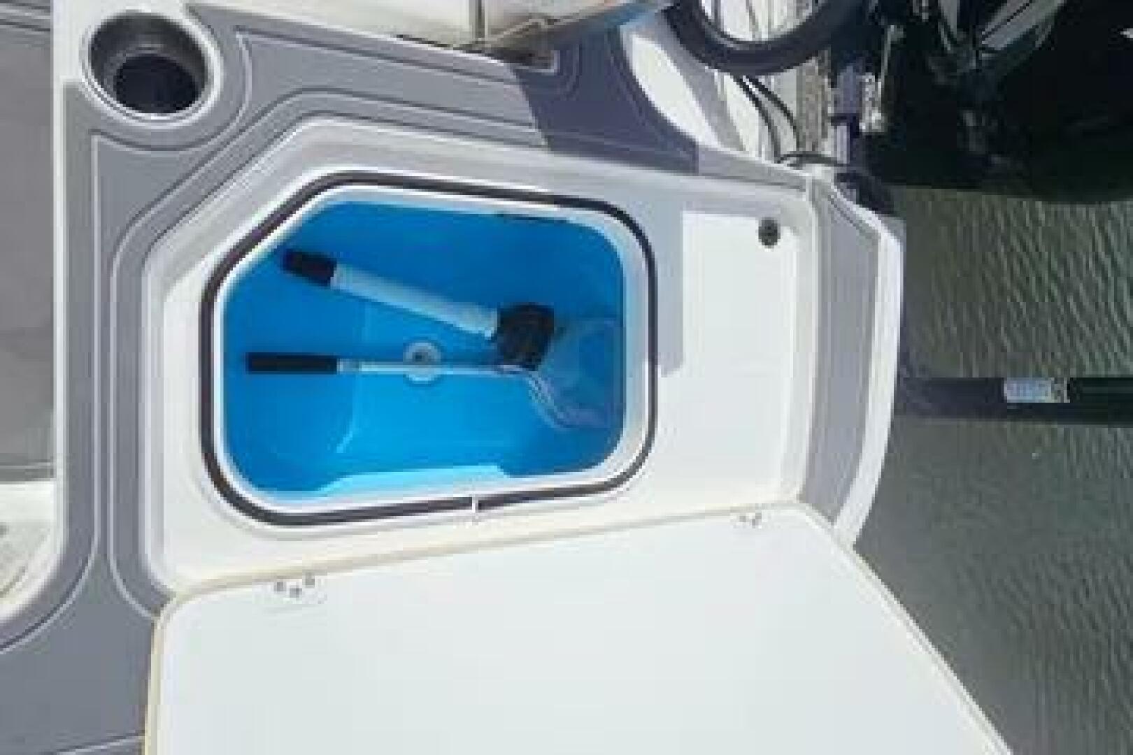 Slide: The Image of Caymas 28 HB Twin 2023 - 5442558