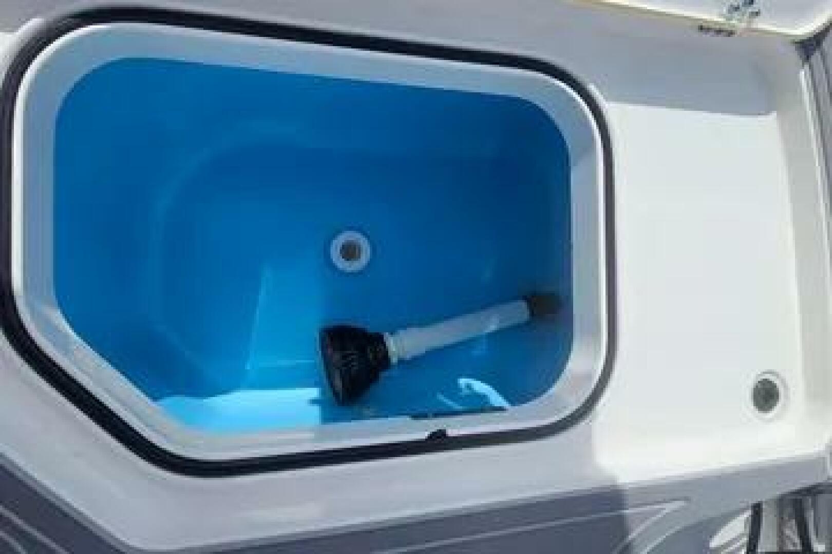 Slide: The Image of Caymas 28 HB Twin 2023 - 5442559