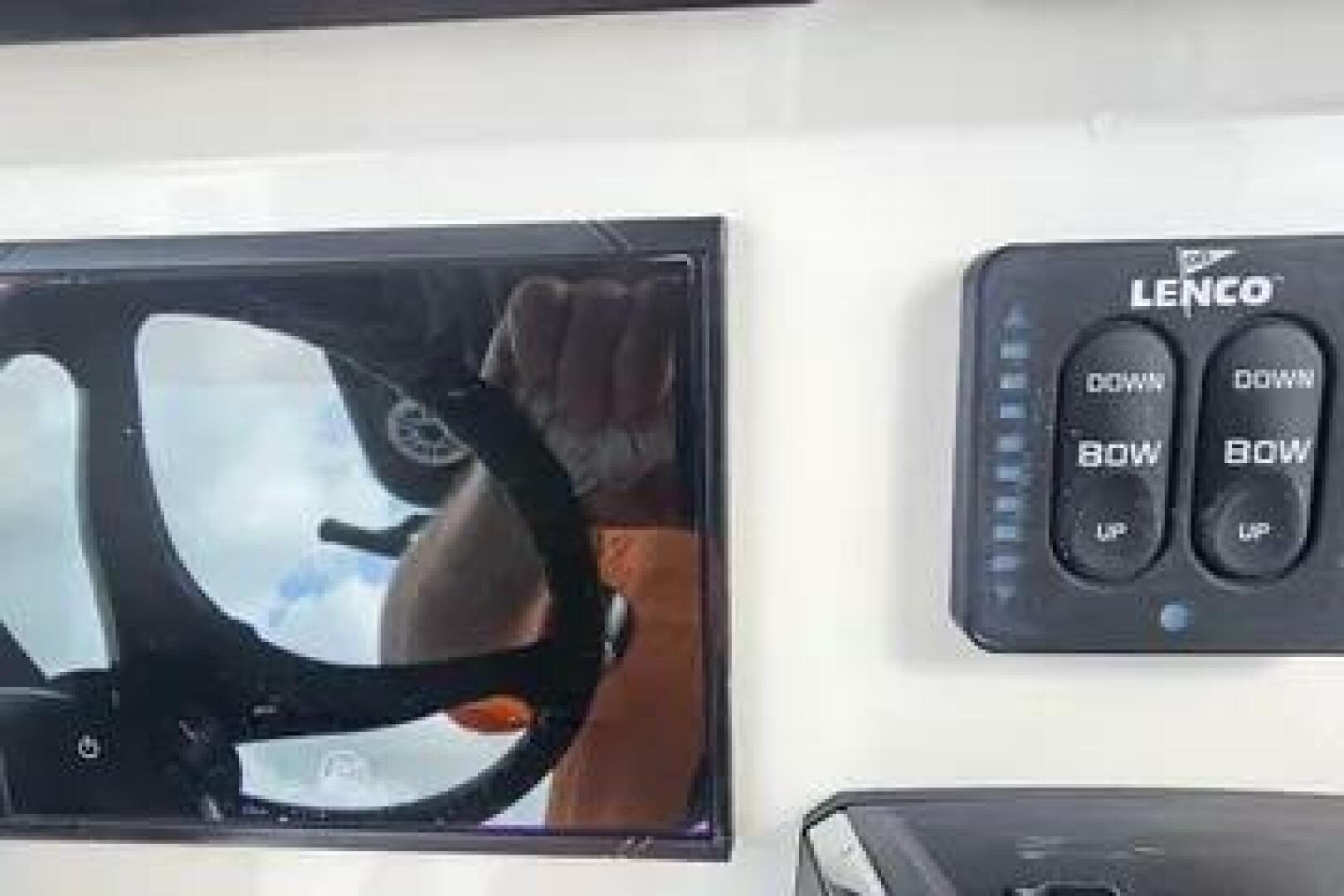 Slide: The Image of Caymas 28 HB Twin 2023 - 5442571