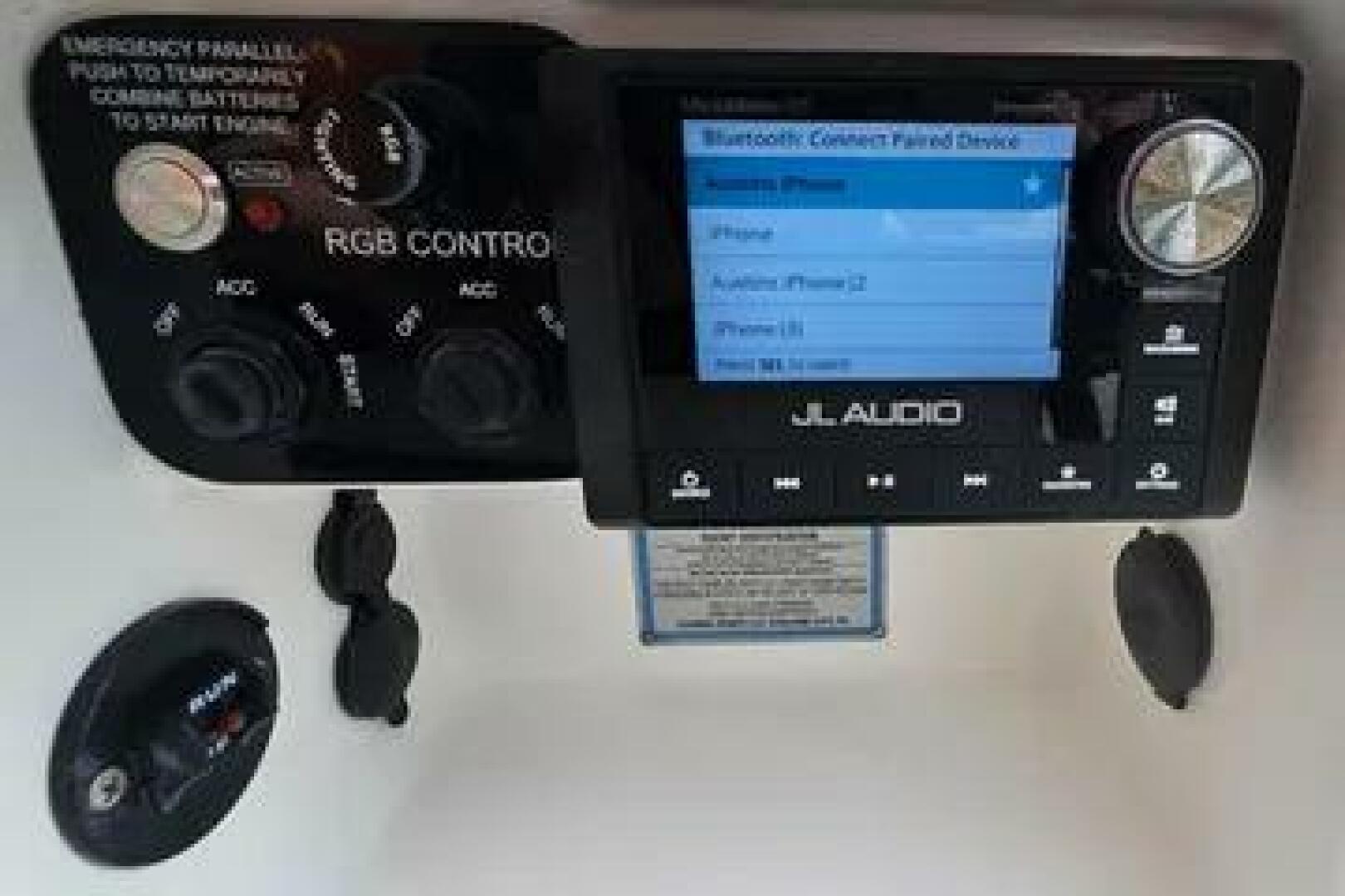 Slide: The Image of Caymas 28 HB Twin 2023 - 5442578