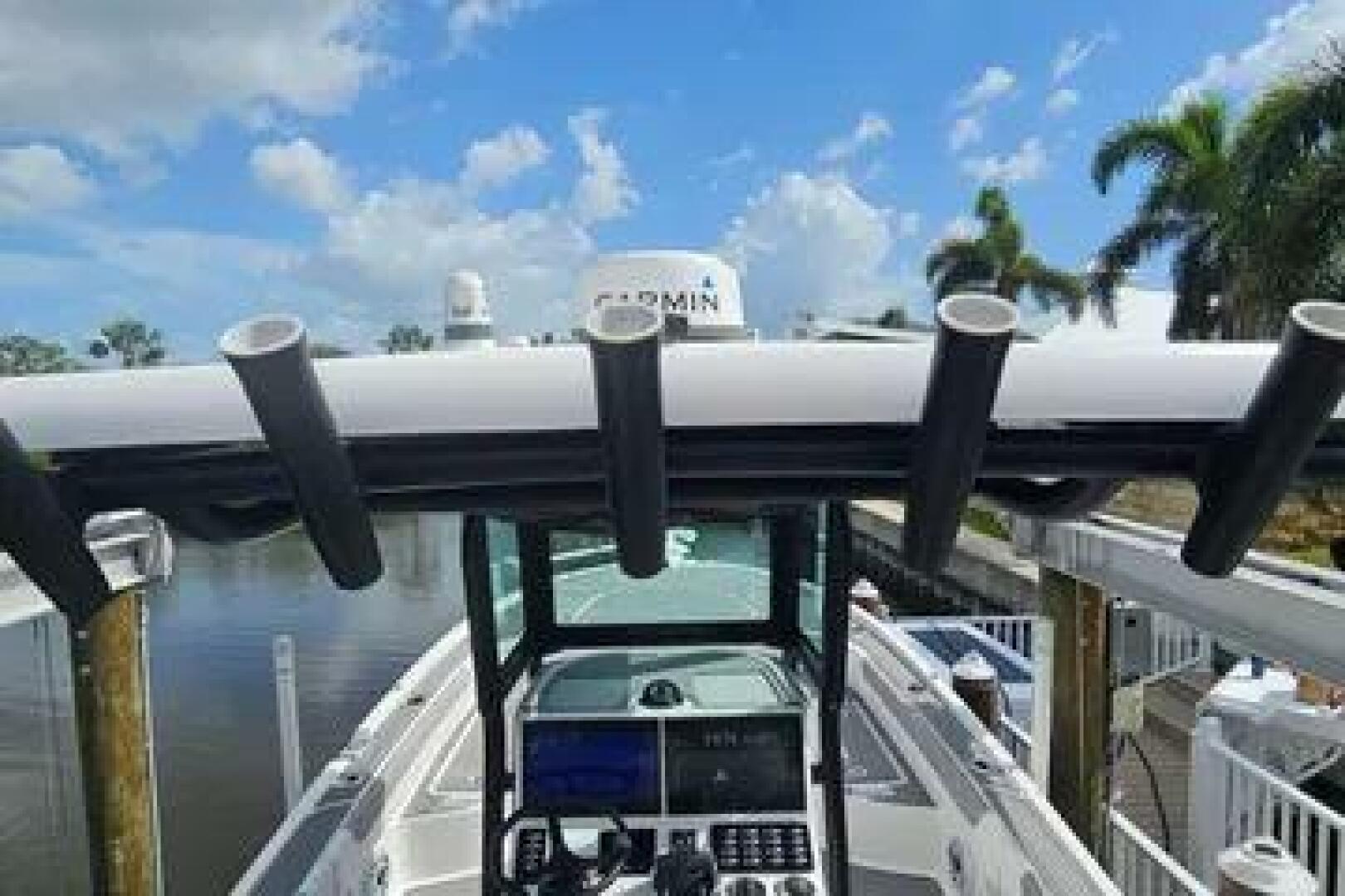 Slide: The Image of Caymas 28 HB Twin 2023 - 5442579