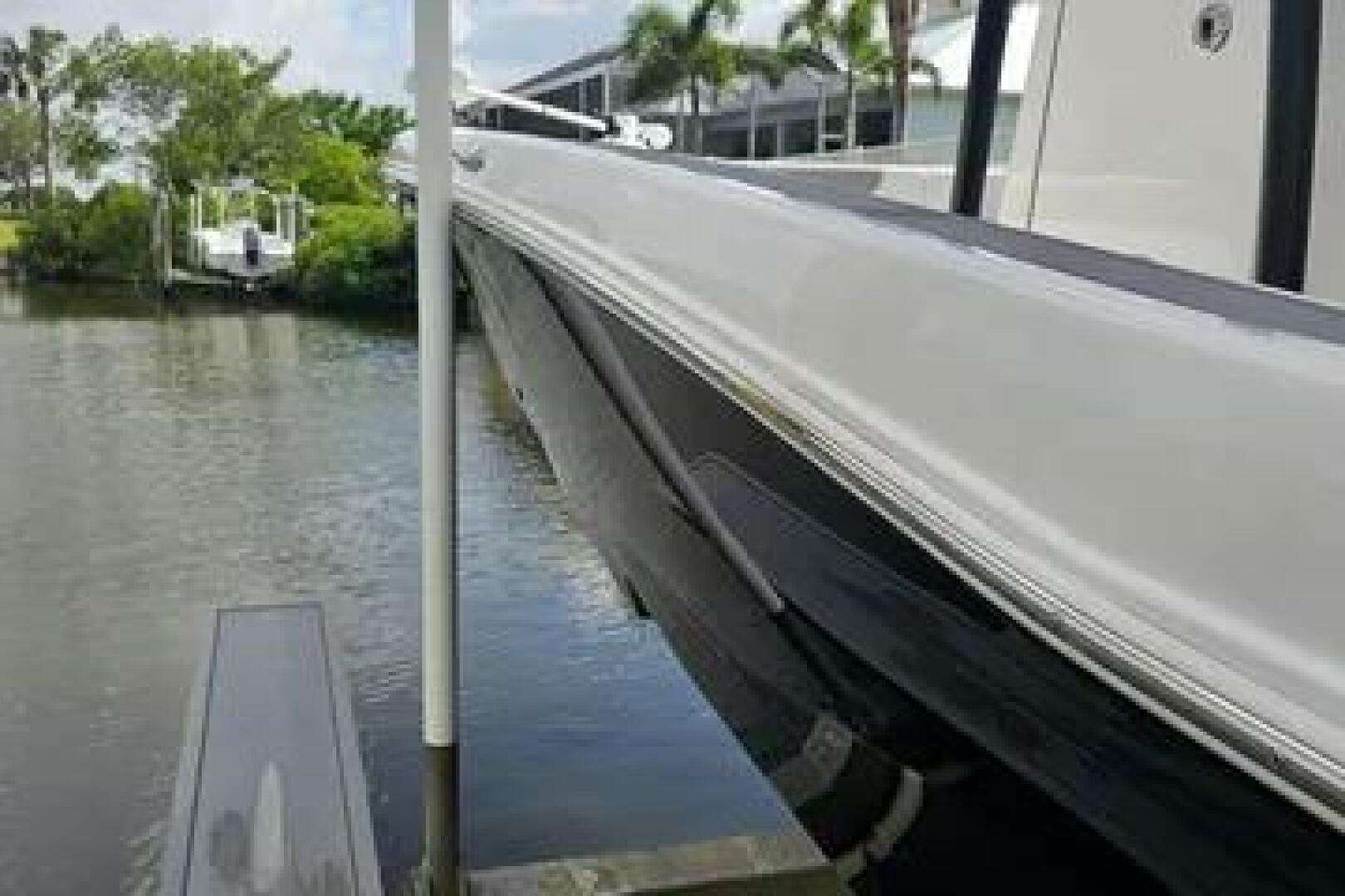 Slide: The Image of Caymas 28 HB Twin 2023 - 5442590