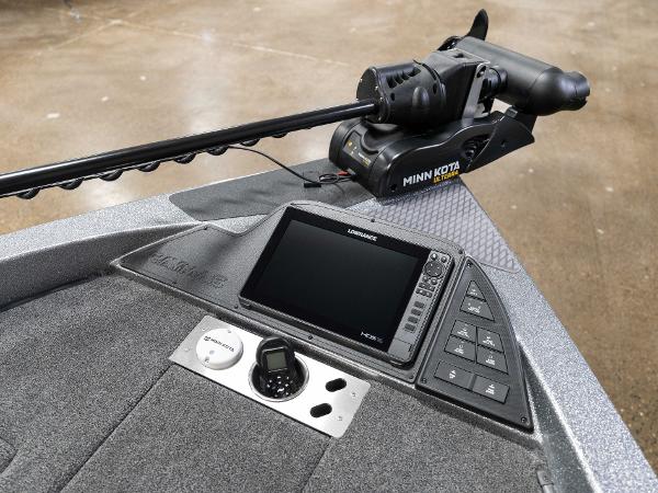 Slide: The Image of 2023 Caymas DV 20 boat with Minn Kota trolling motor and Lowrance fishfinder. - 4