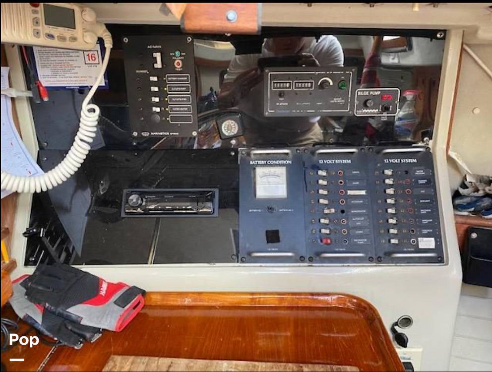 Slide: The Image of C&C 35 MKIII 1984 - 15145418