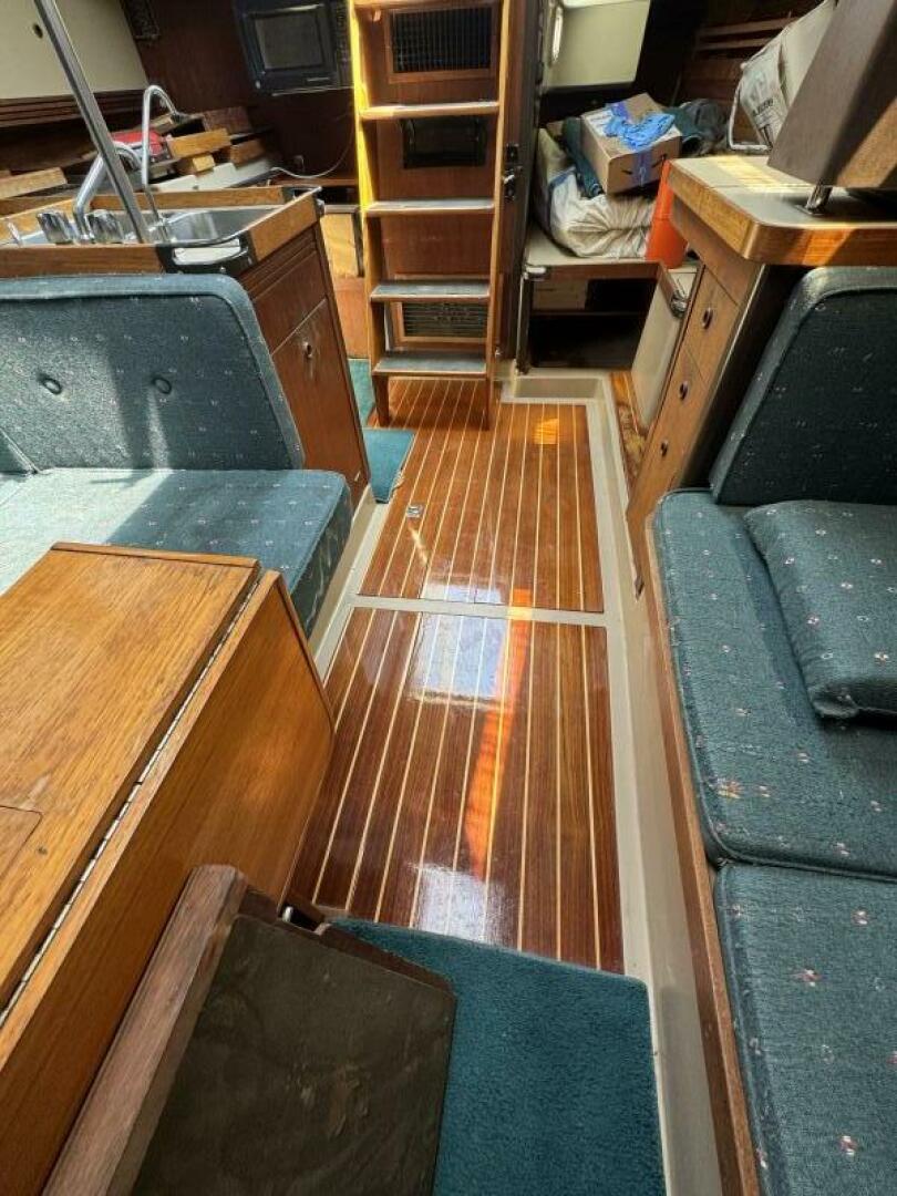 Slide: The Image of C&C 41 1986 - 5543019