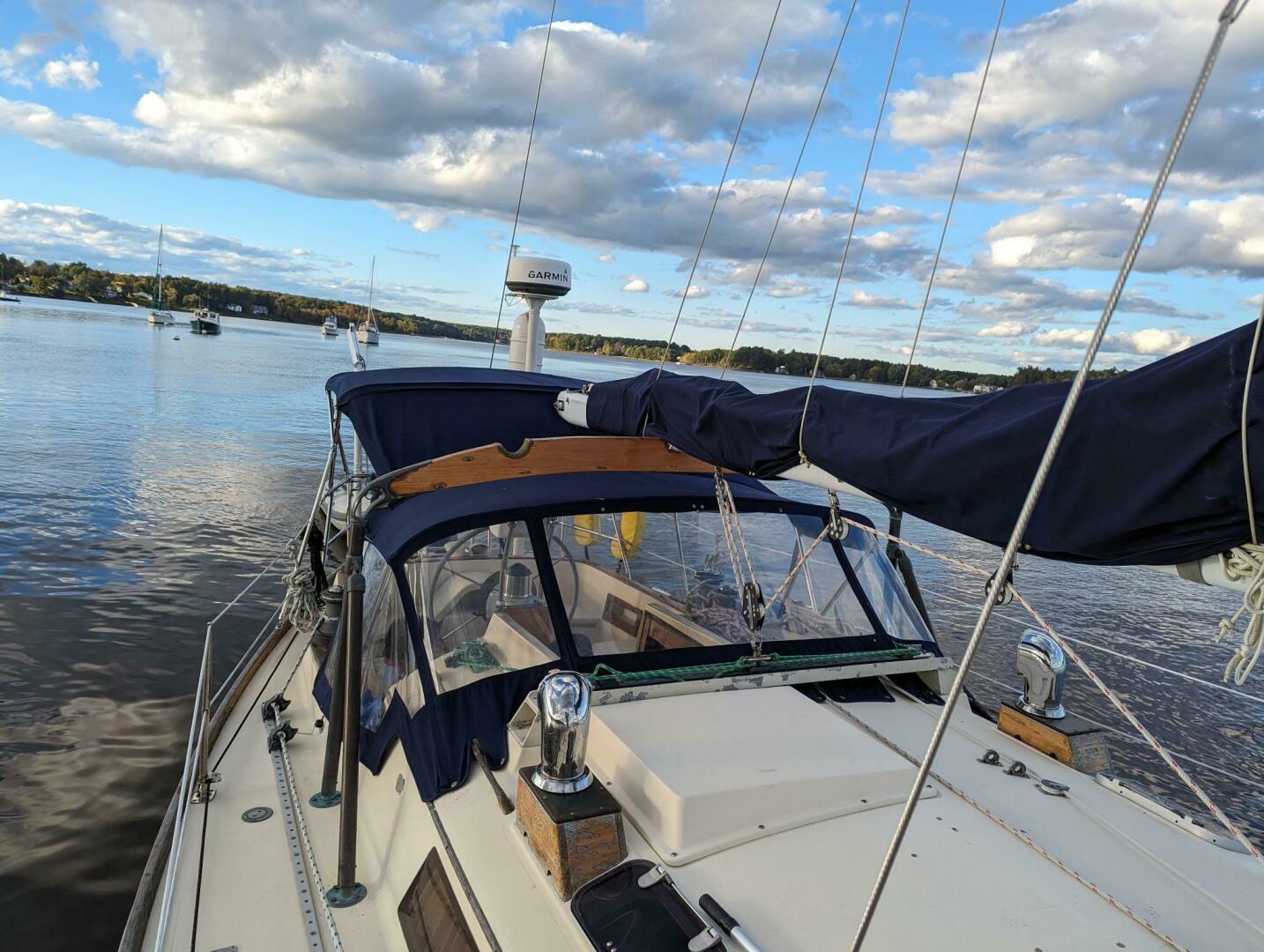 Slide: The Image of C&C LANDFALL 38 SLOOP 1982 - 5145185