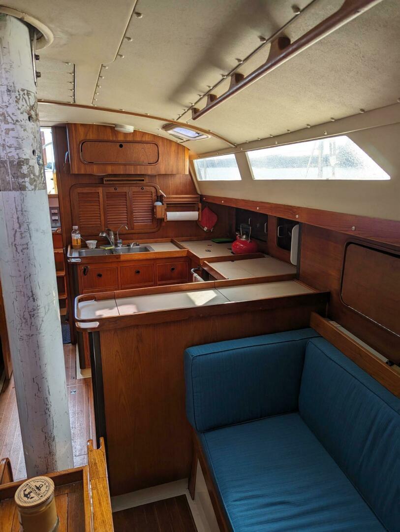 Slide: The Image of C&C LANDFALL 38 SLOOP 1982 - 5145201