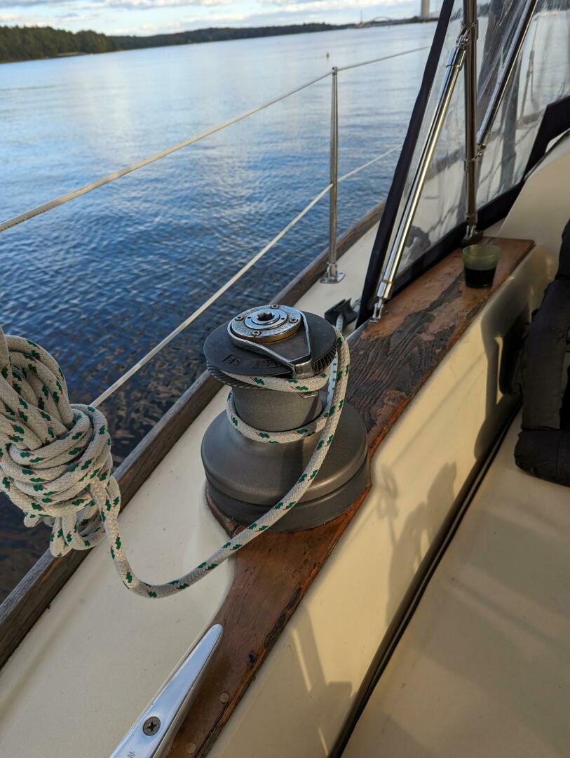 Slide: The Image of C&C LANDFALL 38 SLOOP 1982 - 5145205