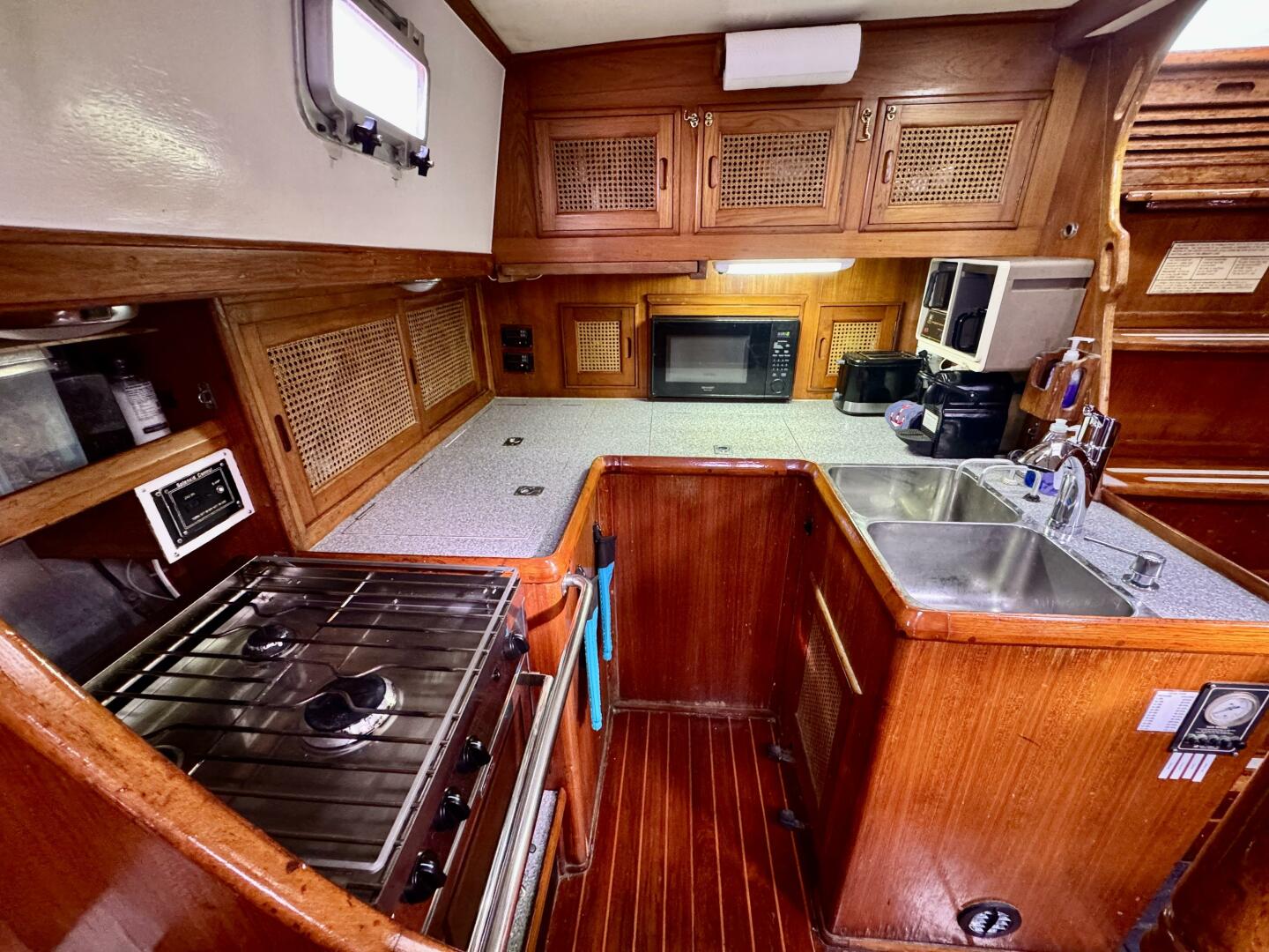 Slide: The Image of Celestial 48 1985 - 5154477