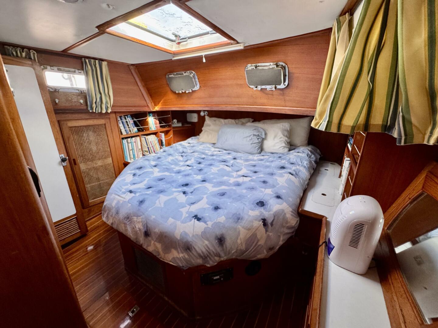 Slide: The Image of Celestial 48 1985 - 5154502