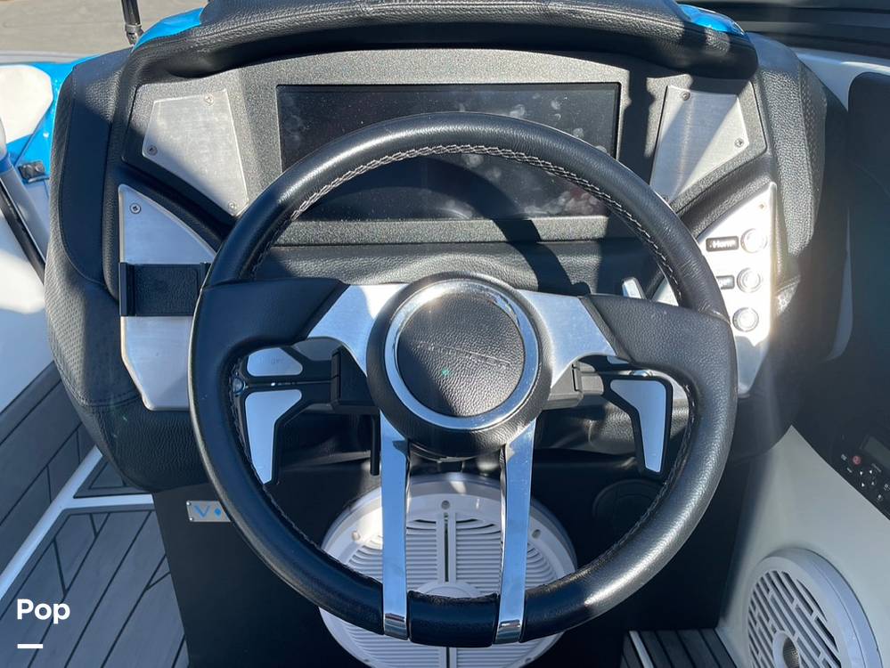 Slide: The Image of Centurion fi23 2018 - 15664677