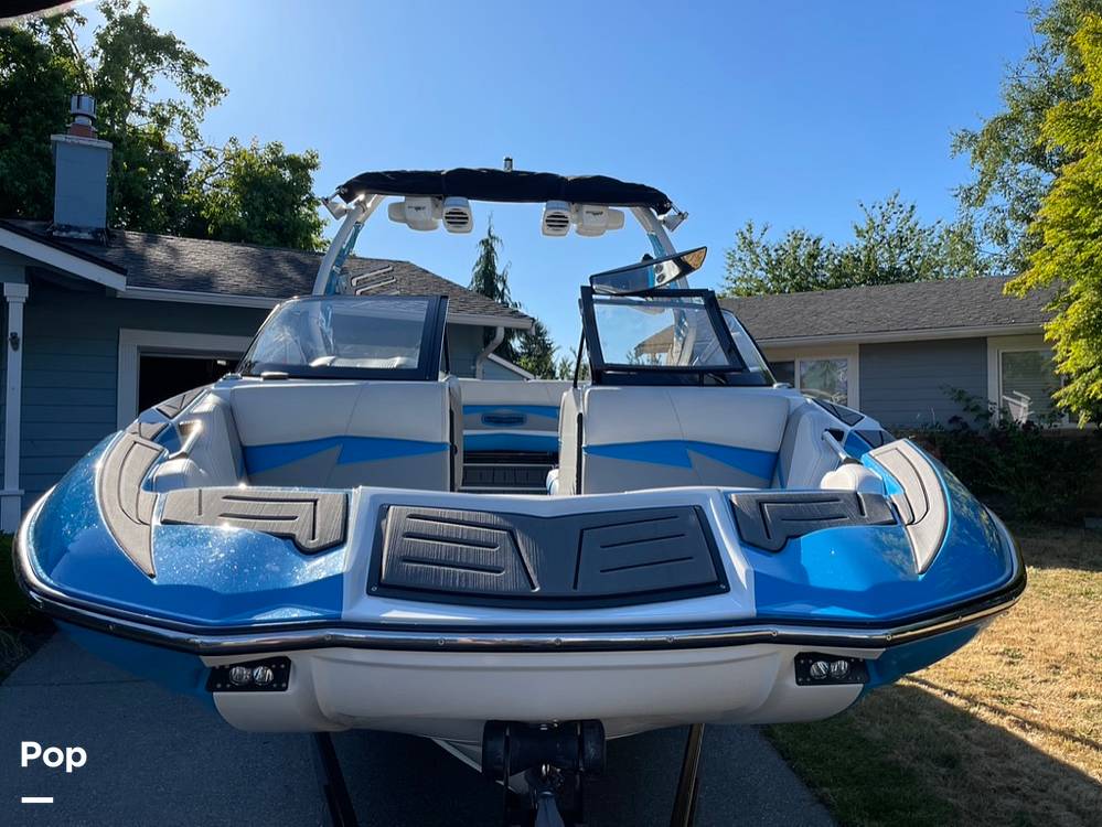 Slide: The Image of Centurion fi23 2018 - 15664742