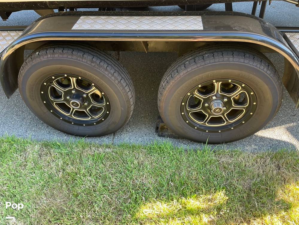 Slide: The Image of Centurion fi23 2018 - 15664749