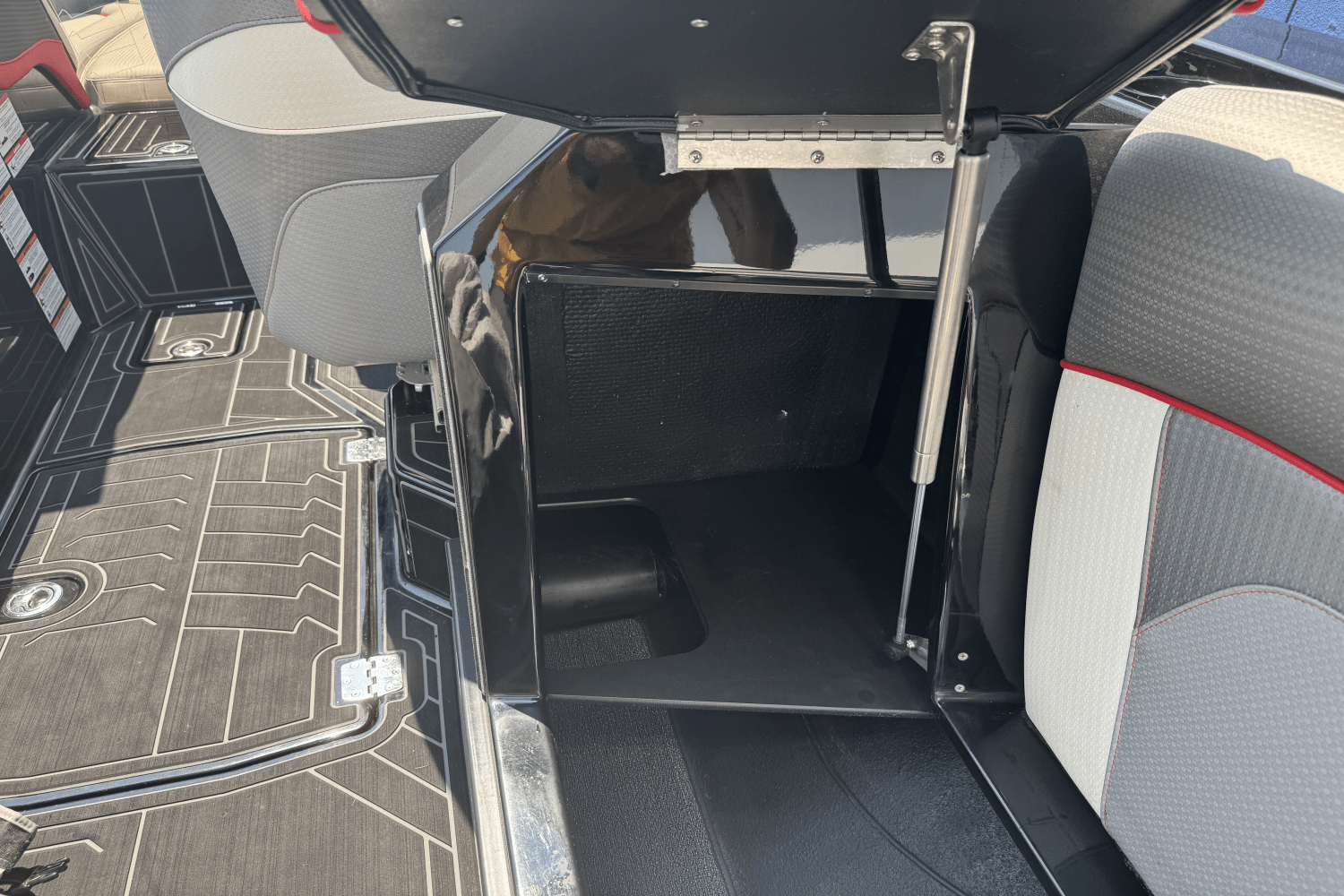 Slide: The Image of Centurion RI257 2021 - 31