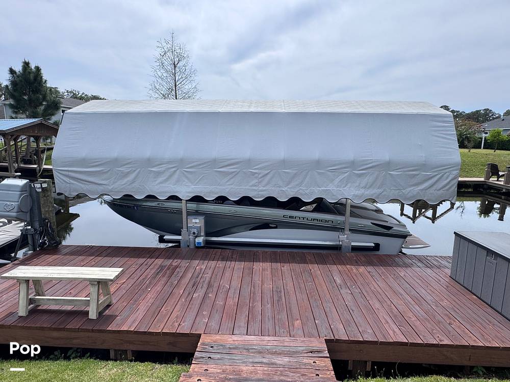 Slide: The Image of Centurion Vi22 WakeBoat 2023 - 15277769