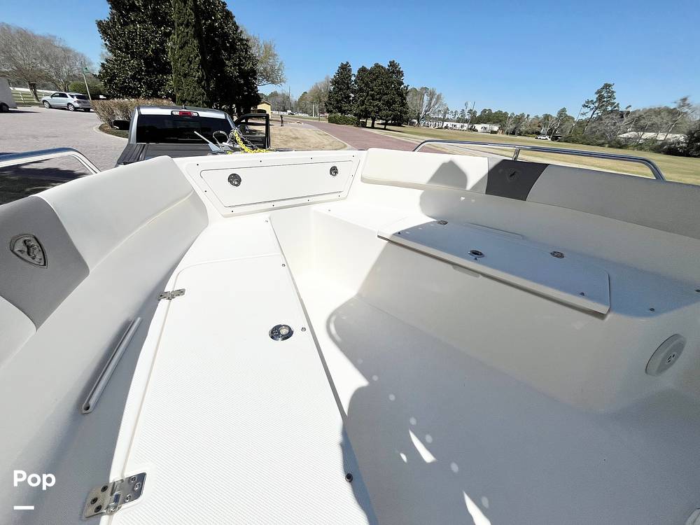 Slide: The Image of Bow Seating - 15228887