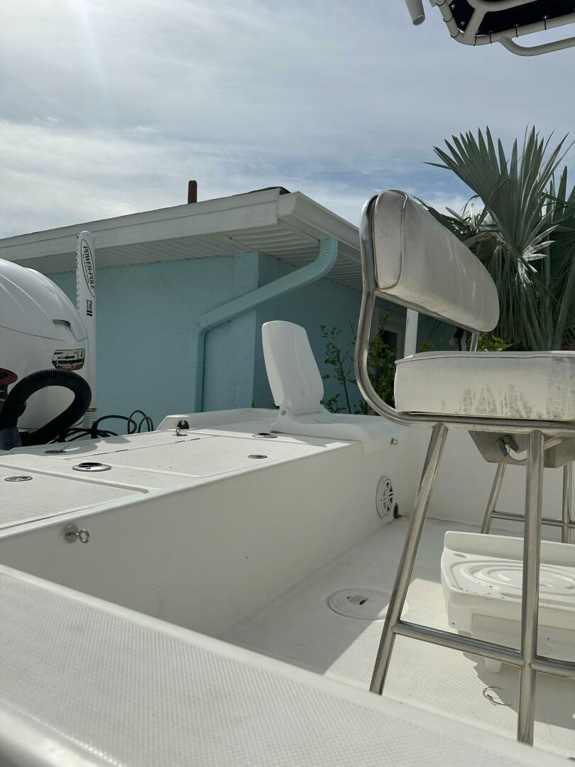 Slide: The Image of Century 2201 Bay Boat 2004 - 5103691