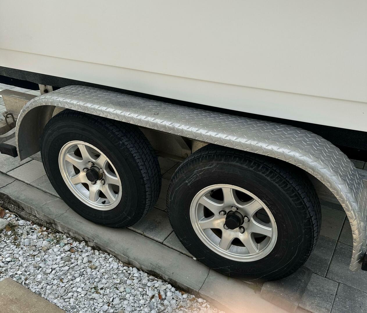 Slide: The Image of Century 2201 Bay Boat 2004 - 5103695