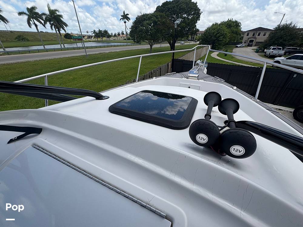 Slide: The Image of Century 3000 Sport Cabin 1998 - 15588160