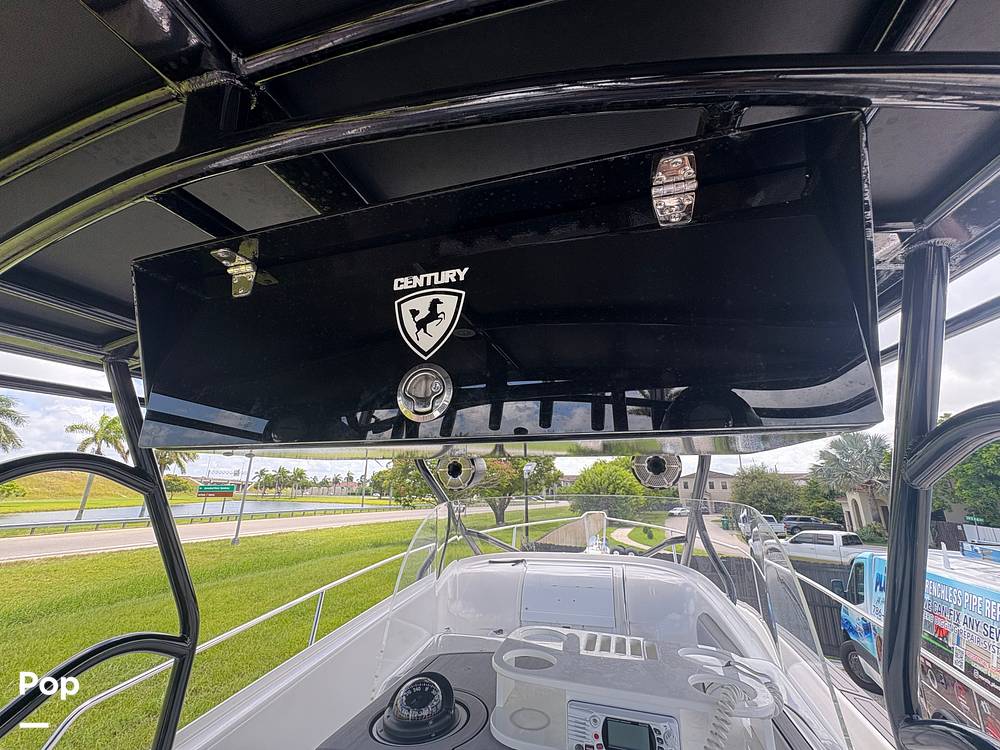 Slide: The Image of Century 3000 Sport Cabin 1998 - 15588180