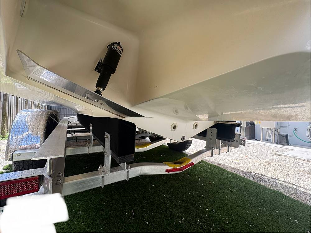 Slide: The Image of Century 3000 Sport Cabin 1998 - 15591579