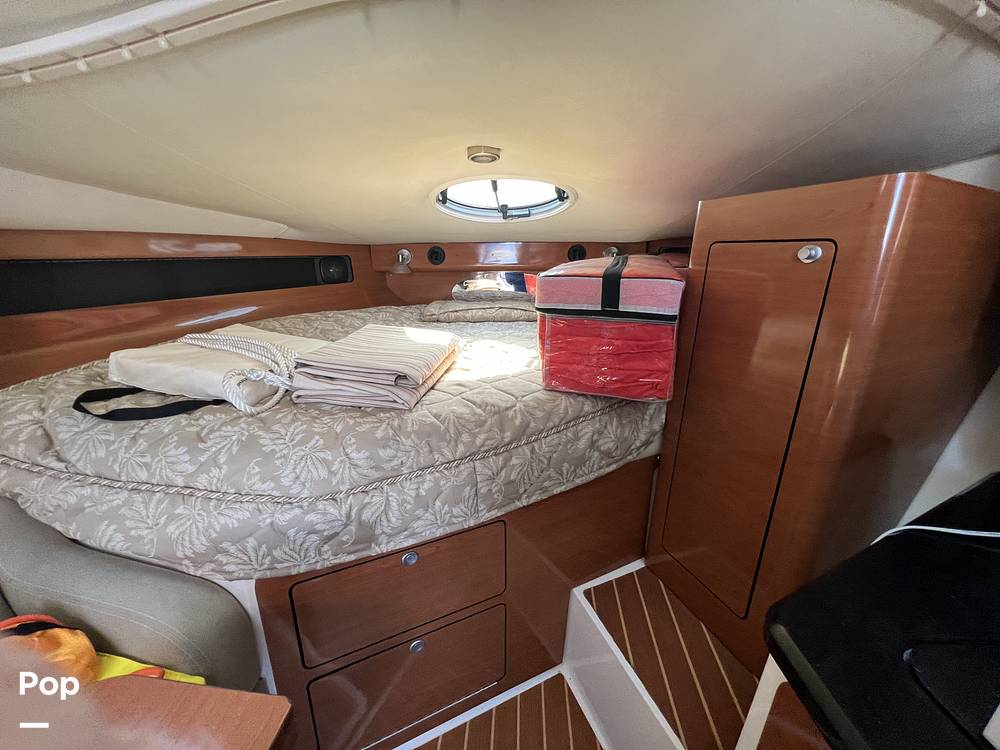 Slide: The Image of Large berth. - 15192063