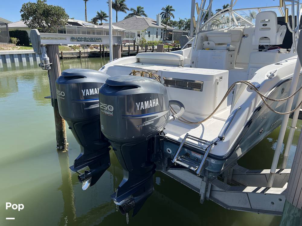 Slide: The Image of Twin Yamahas 500 HP Strong - 15191991