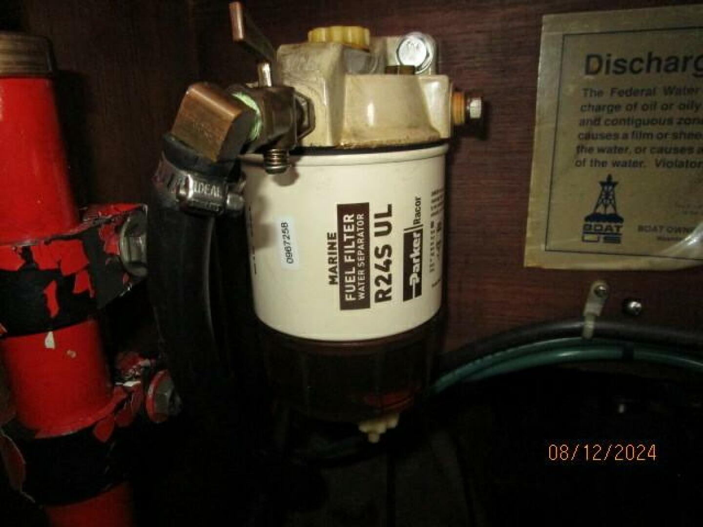 Slide: The Image of 34' Sea Sprite Racor fuel filter - 4583154