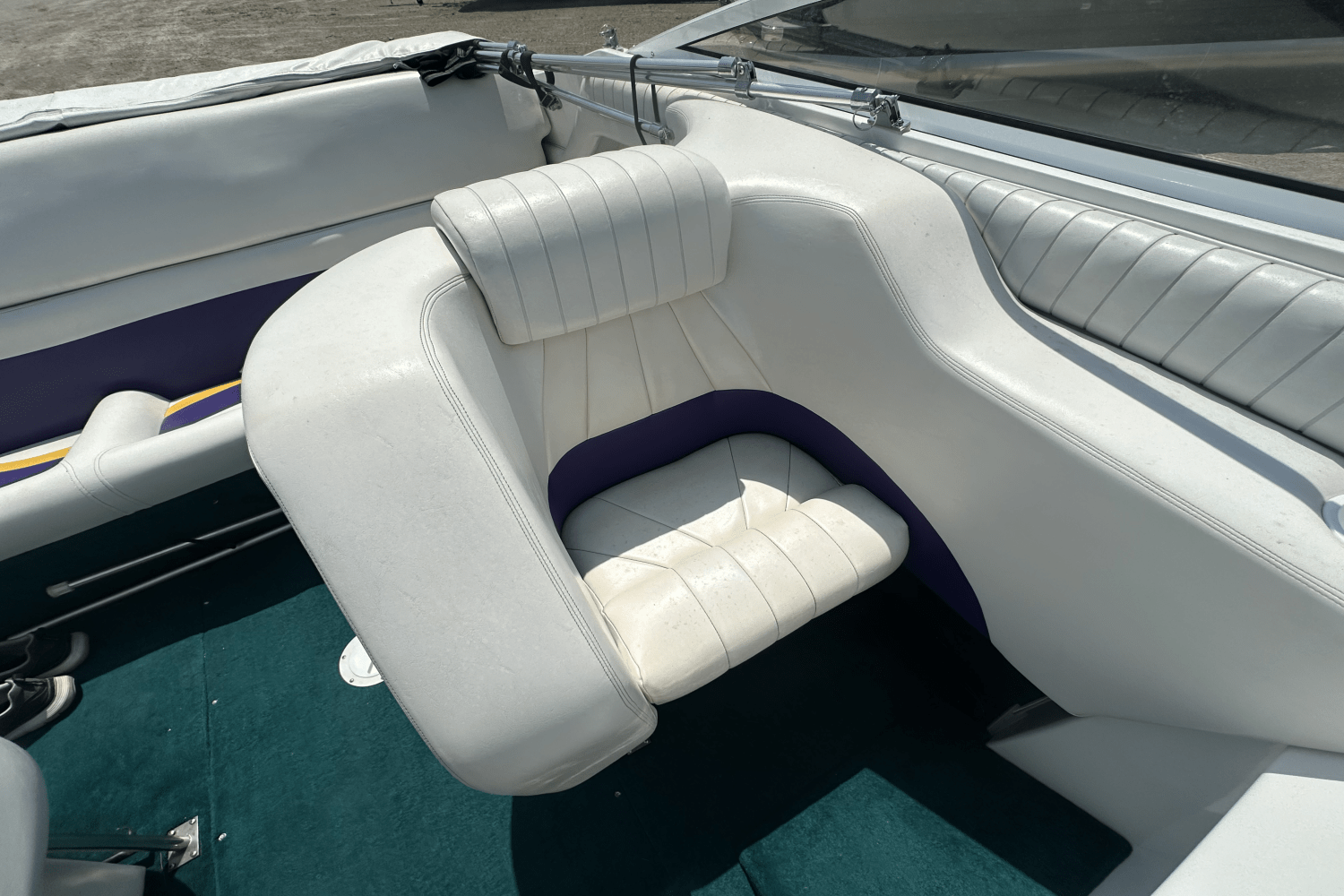 Slide: The Image of Challenger 24 2000 - 12