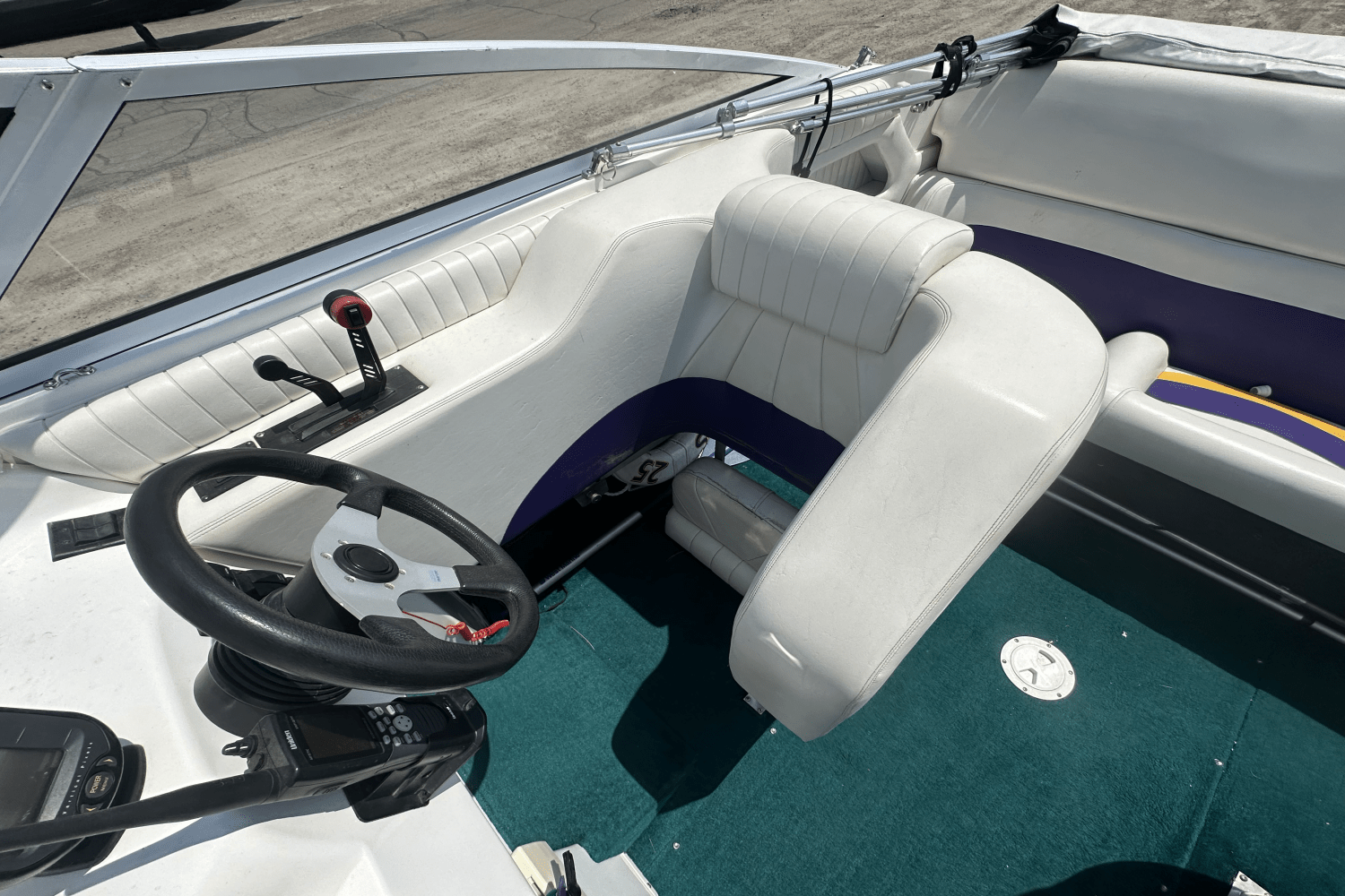 Slide: The Image of Challenger 24 2000 - 13