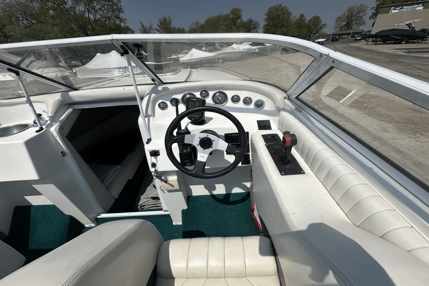 Slide: The Image of Challenger 24 2000 - 15