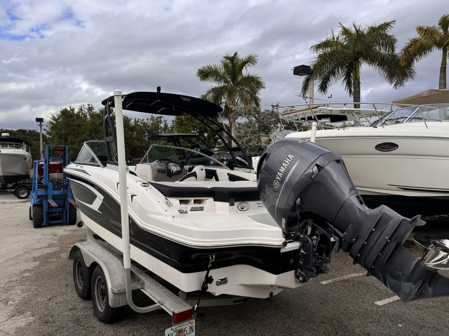 Slide: The Image of Chaparral 21 2017 - 4820060