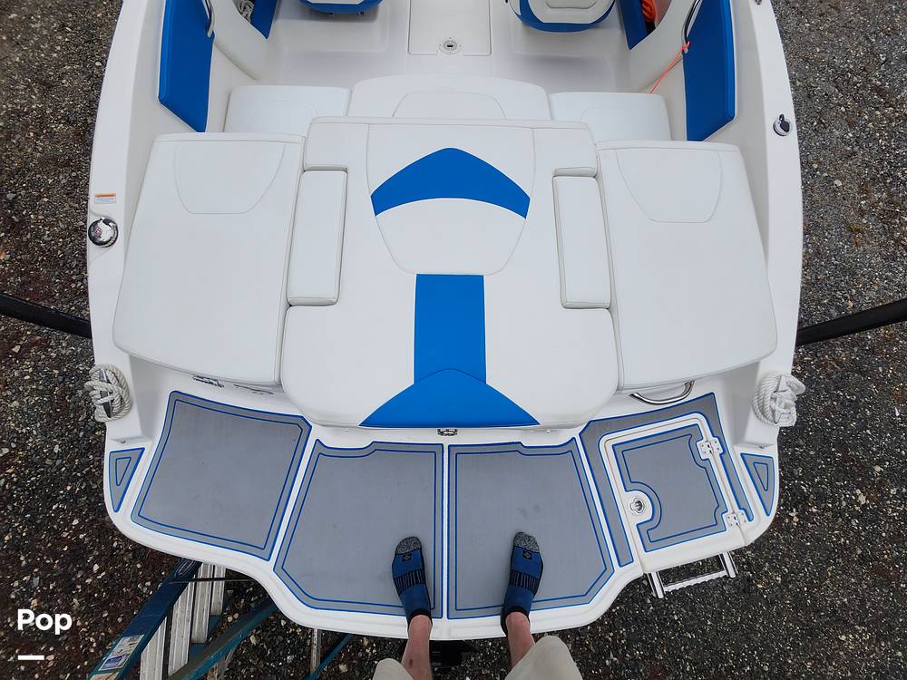 Slide: The Image of Chaparral 21 H20 Sport 2018 - 15531002