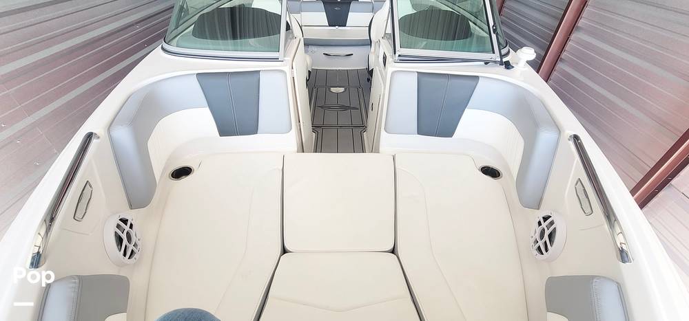 Slide: The Image of Windshield - Walk Through - 15670190