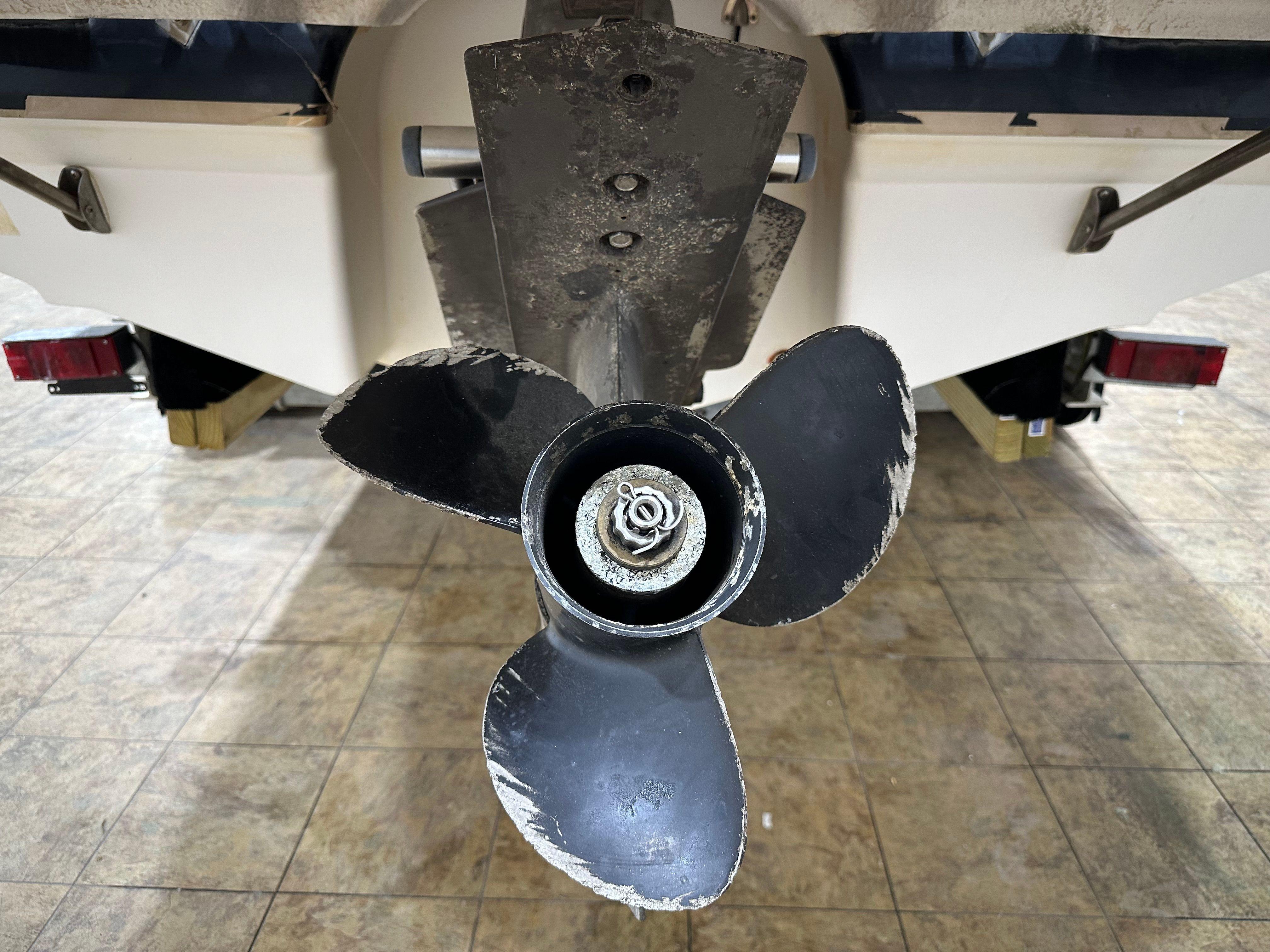 Slide: The Image of 2005 Chaparral 220 Ssi - Image 10 - 10