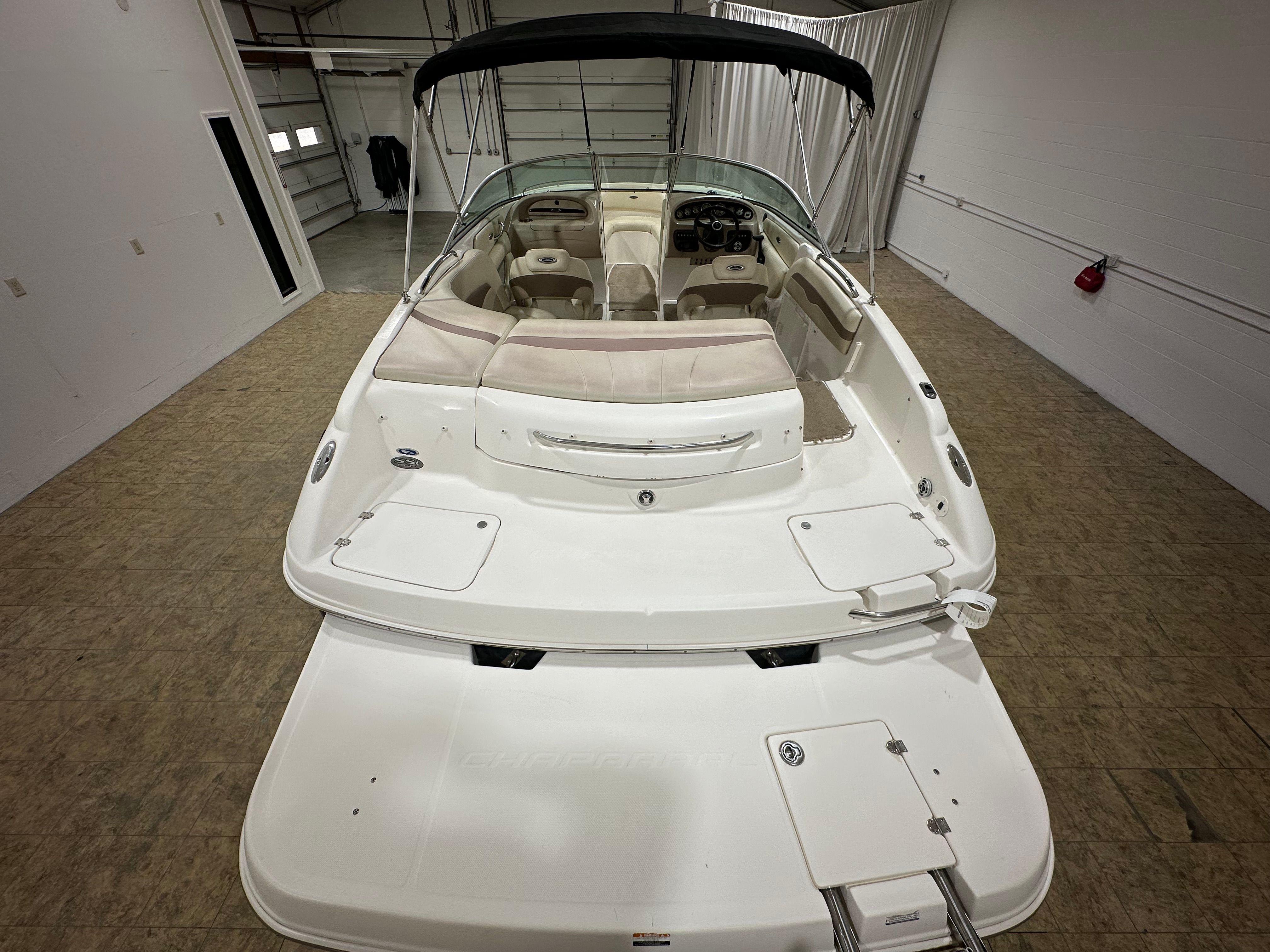 Slide: The Image of 2005 Chaparral 220 Ssi - Image 12 - 12