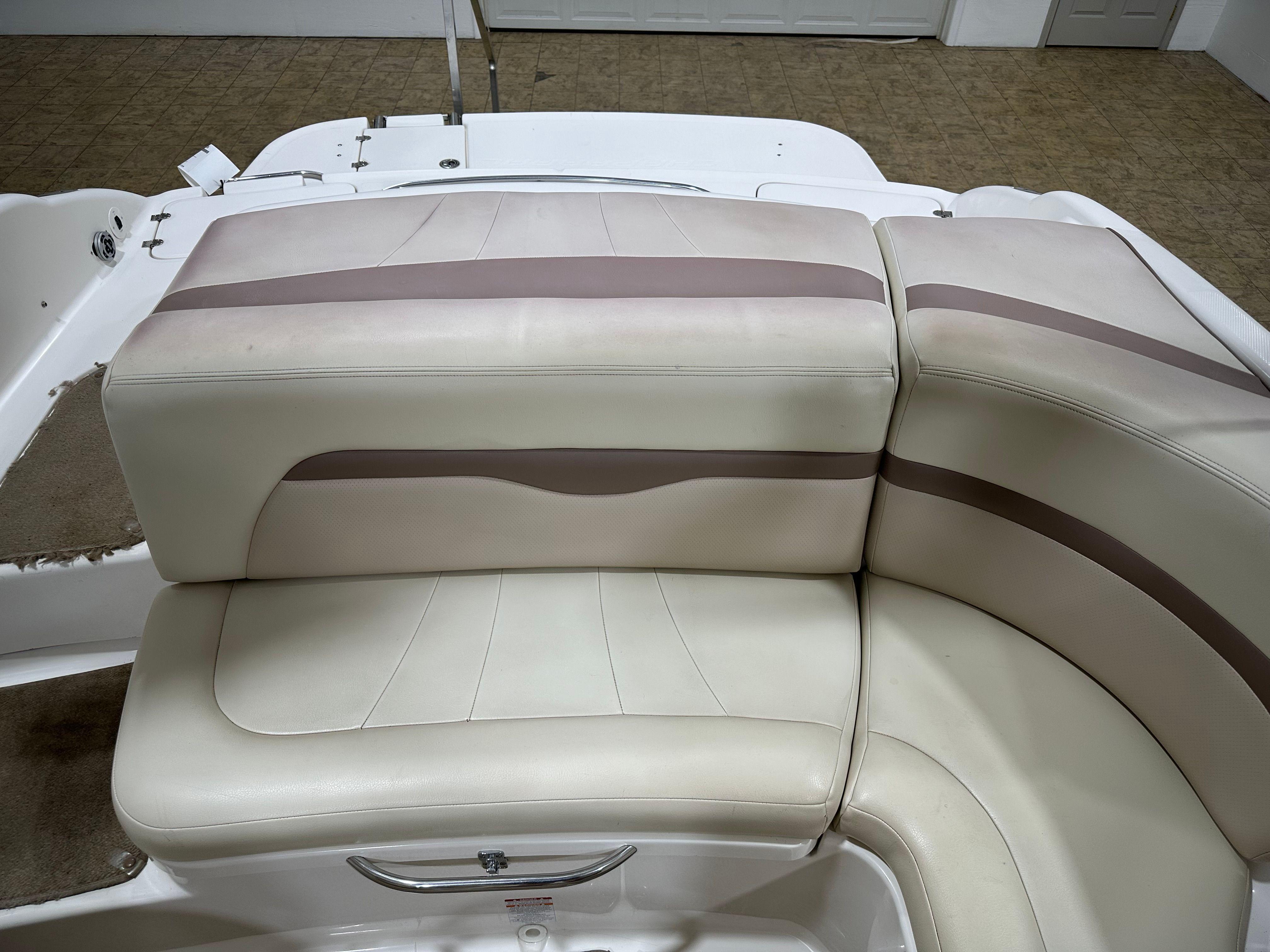 Slide: The Image of 2005 Chaparral 220 Ssi - Image 13 - 13