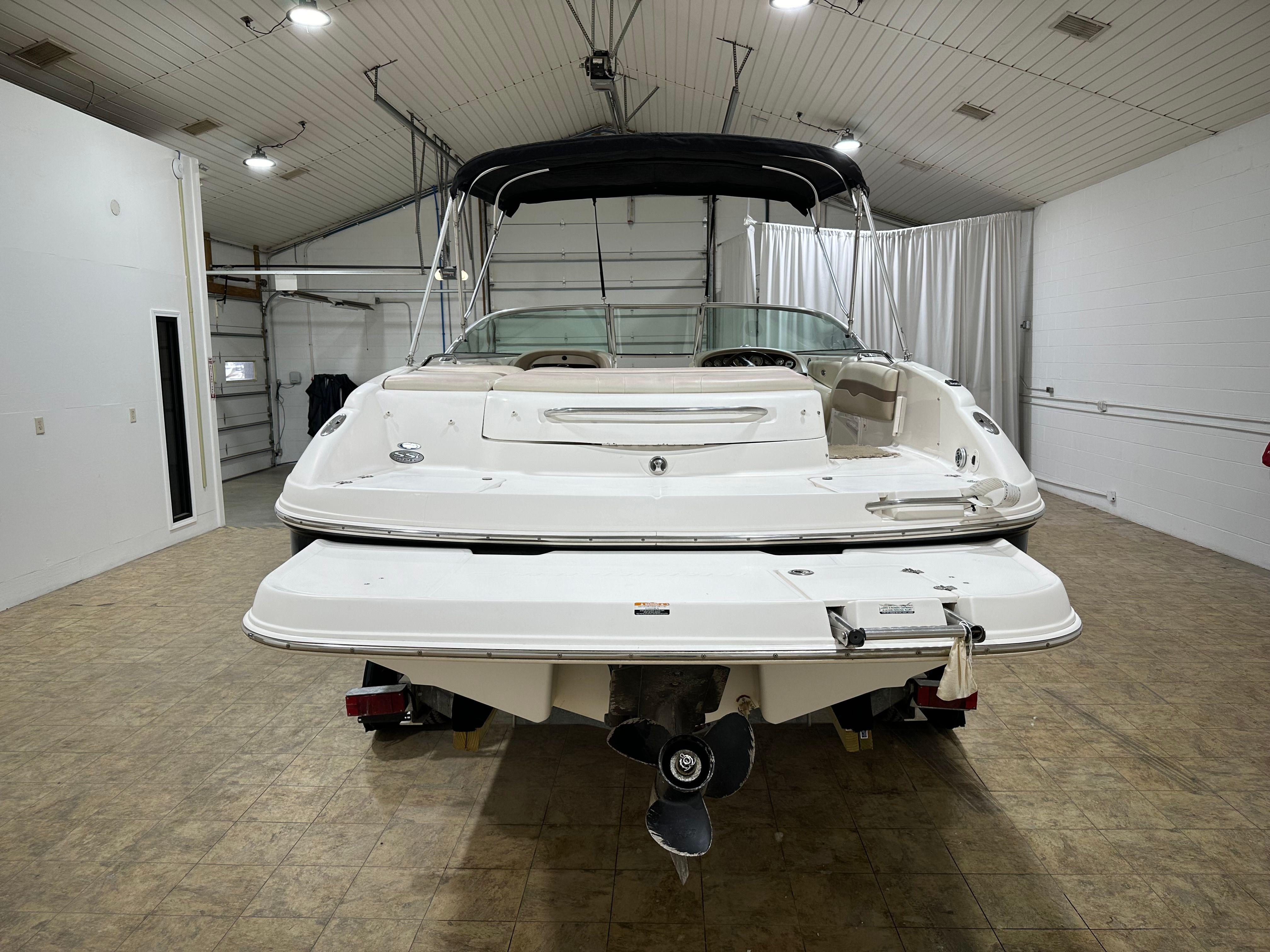 Slide: The Image of 2005 Chaparral 220 Ssi - Image 7 - 7