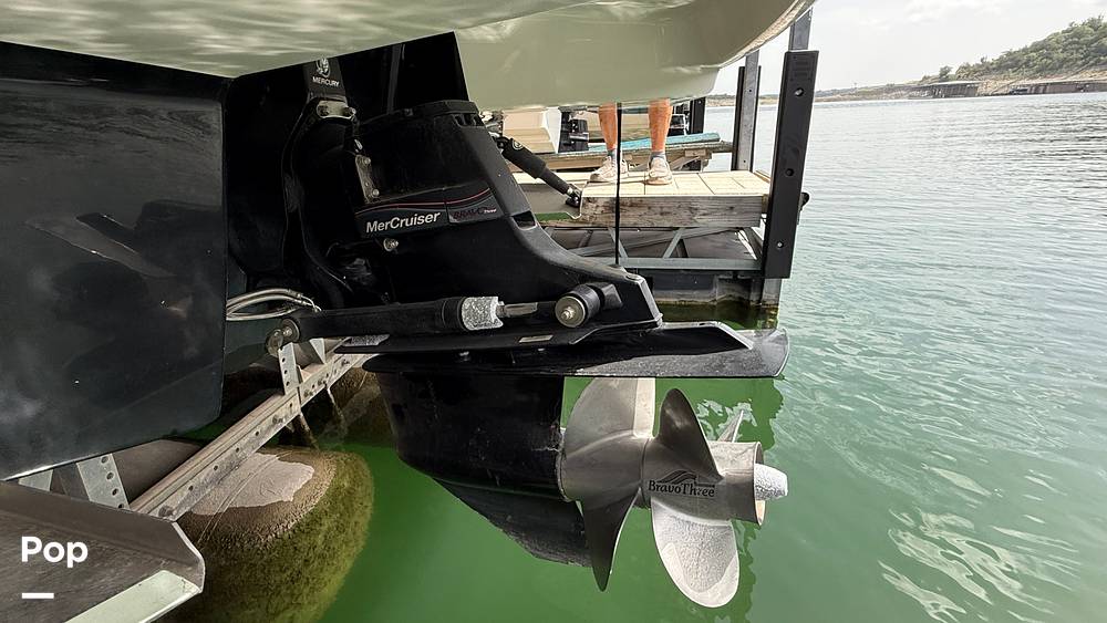 Slide: The Image of 2011 Chaparral 224 Sunesta - 15620741